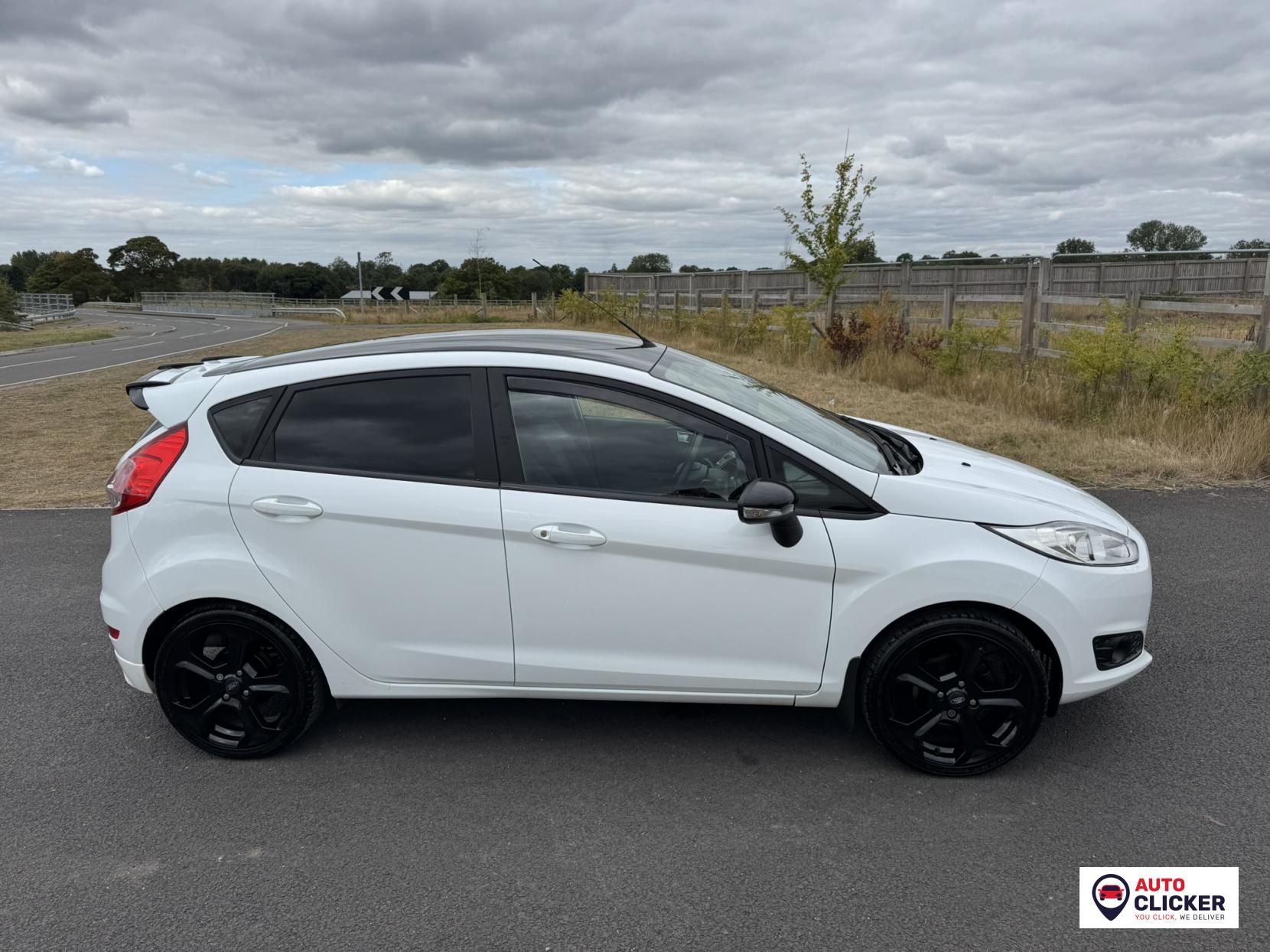 Ford Fiesta 1.25 Zetec Hatchback 5dr Petrol Manual Euro 5 (82 ps)
