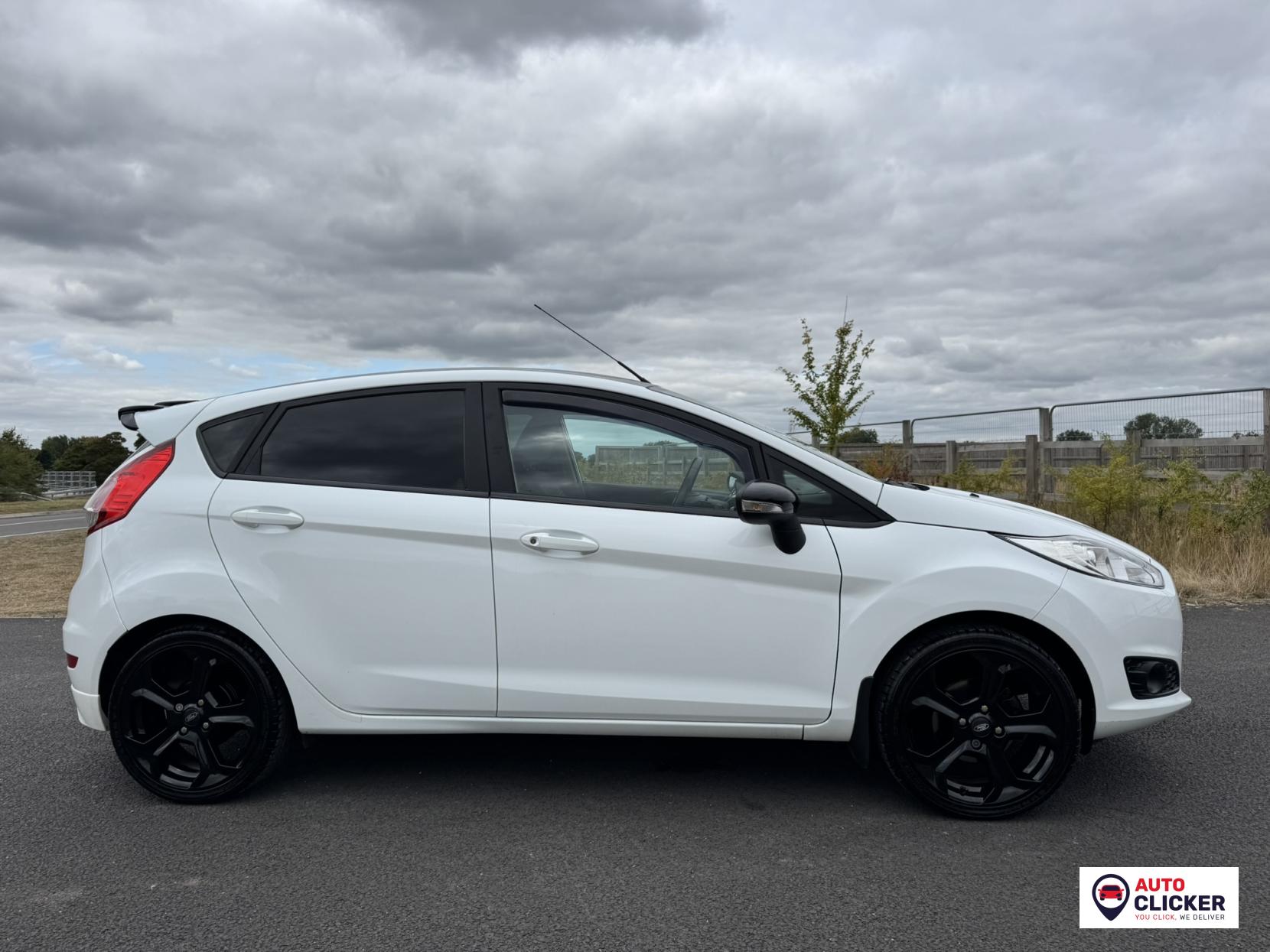Ford Fiesta 1.25 Zetec Hatchback 5dr Petrol Manual Euro 5 (82 ps)