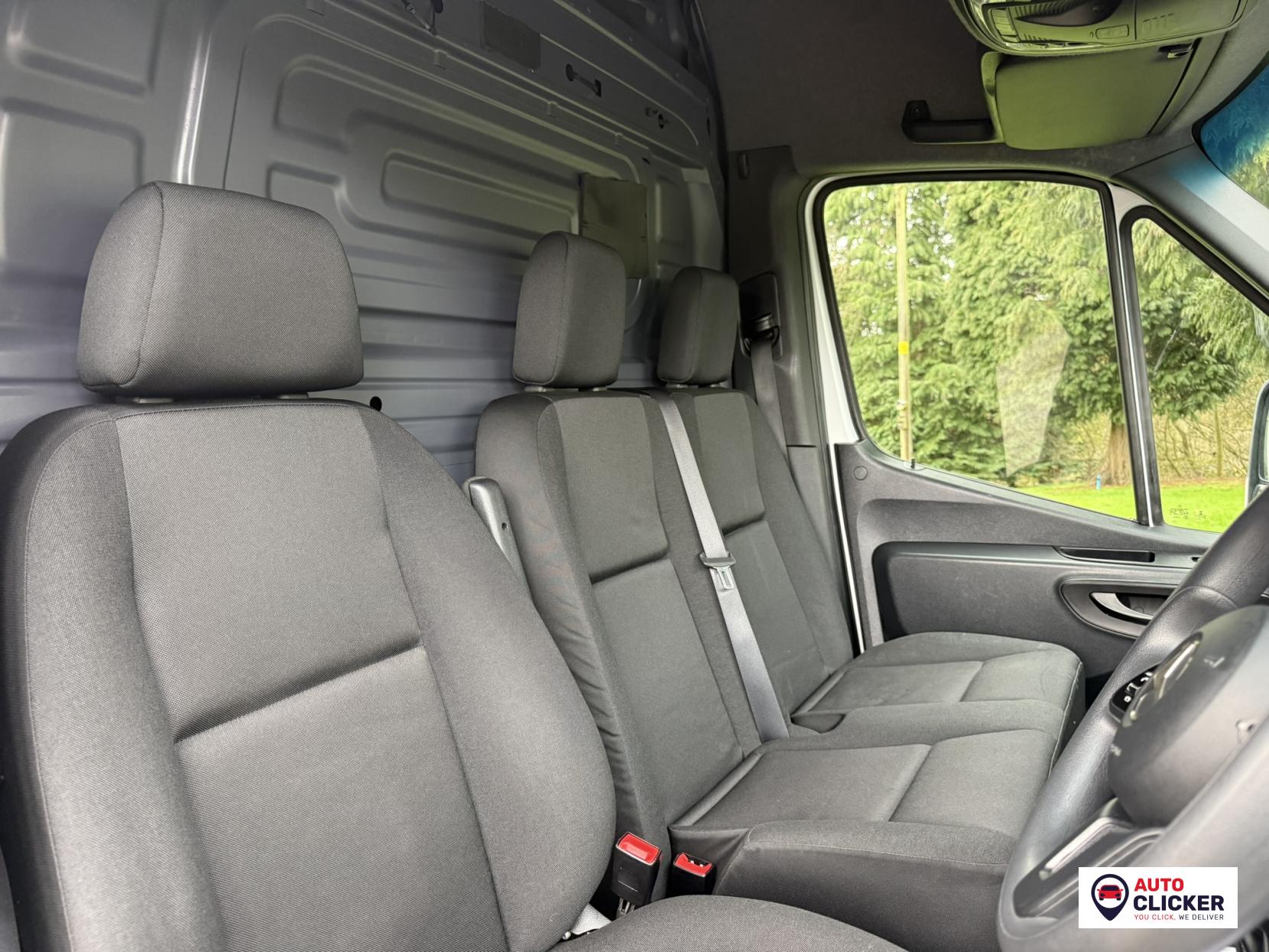 Mercedes-Benz Sprinter 2.1 314 CDI Progressive Panel Van 5dr Diesel Manual RWD L2 H2 Euro 6 (s/s) (143 ps)