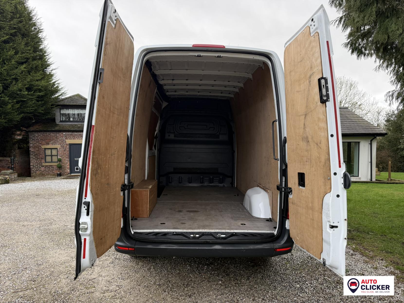 Mercedes-Benz Sprinter 2.1 314 CDI Progressive Panel Van 5dr Diesel Manual RWD L2 H2 Euro 6 (s/s) (143 ps)