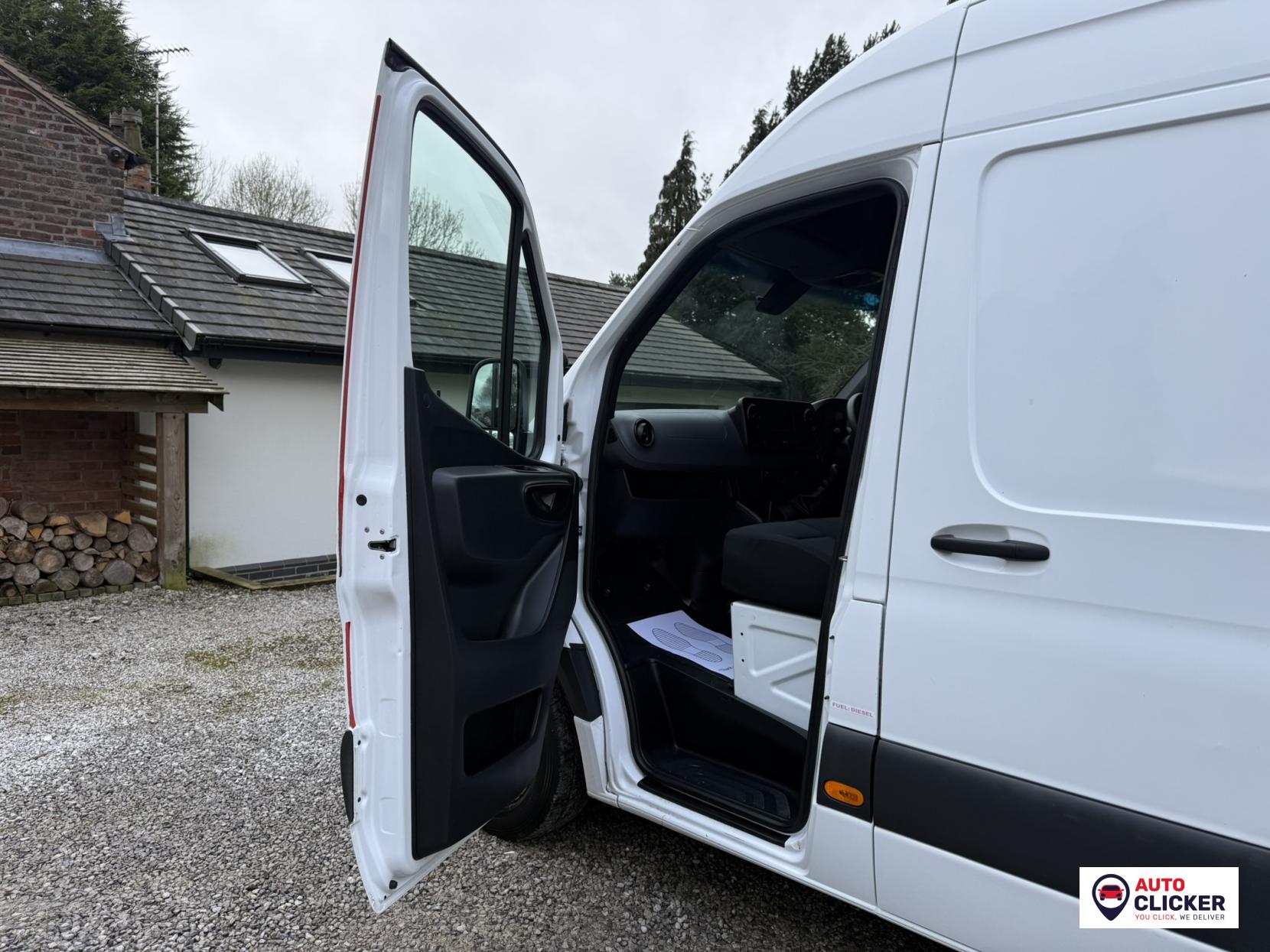 Mercedes-Benz Sprinter 2.1 314 CDI Progressive Panel Van 5dr Diesel Manual RWD L2 H2 Euro 6 (s/s) (143 ps)
