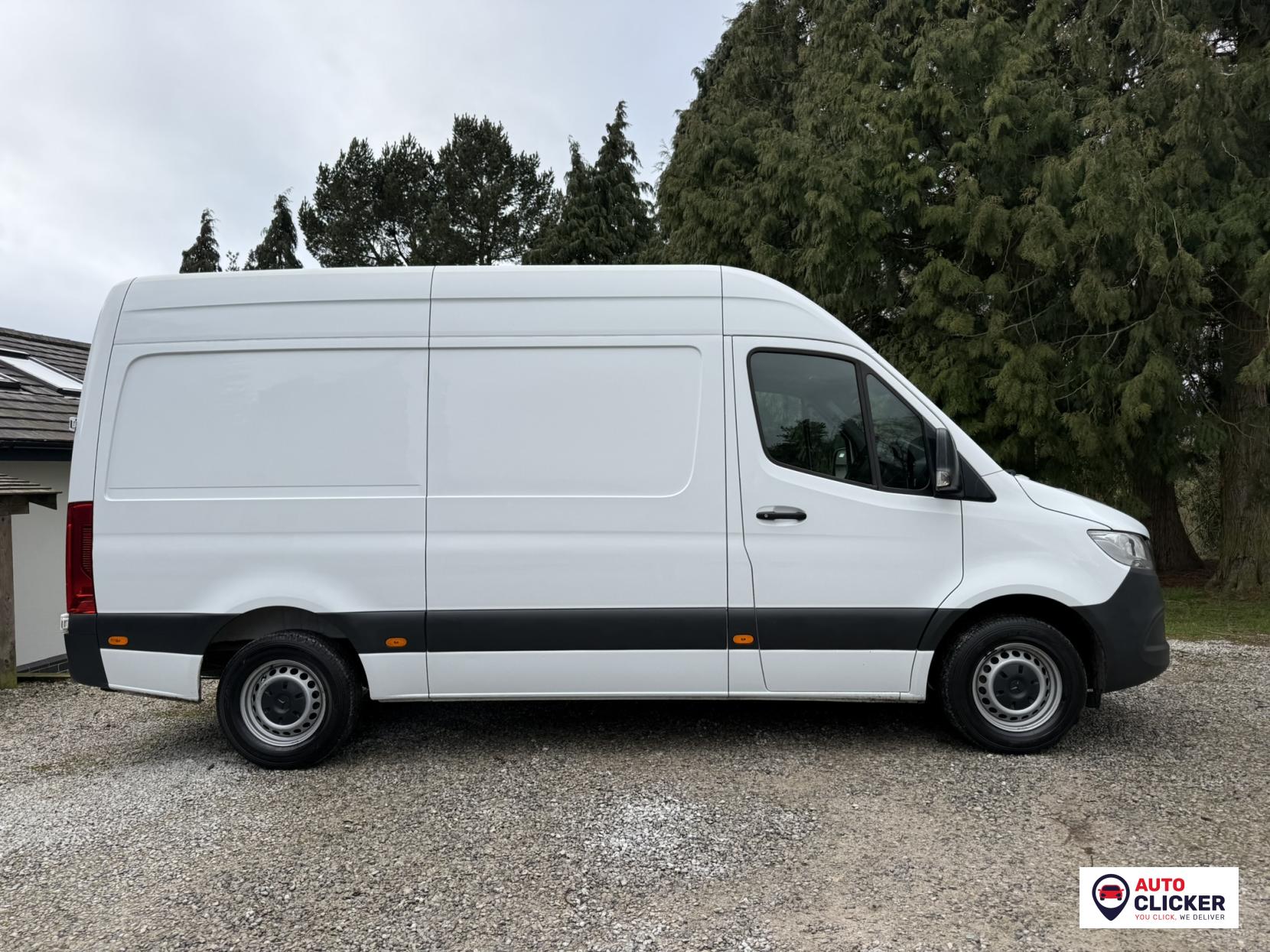 Mercedes-Benz Sprinter 2.1 314 CDI Progressive Panel Van 5dr Diesel Manual RWD L2 H2 Euro 6 (s/s) (143 ps)