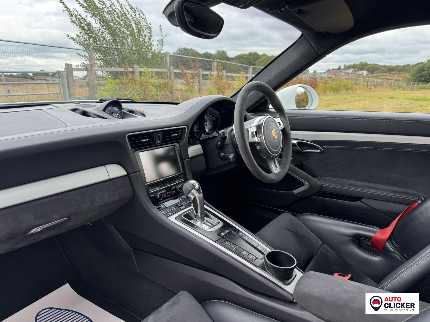 Porsche 911 3.8 991 GT3 Coupe 2dr Petrol PDK Euro 6 (475 ps)
