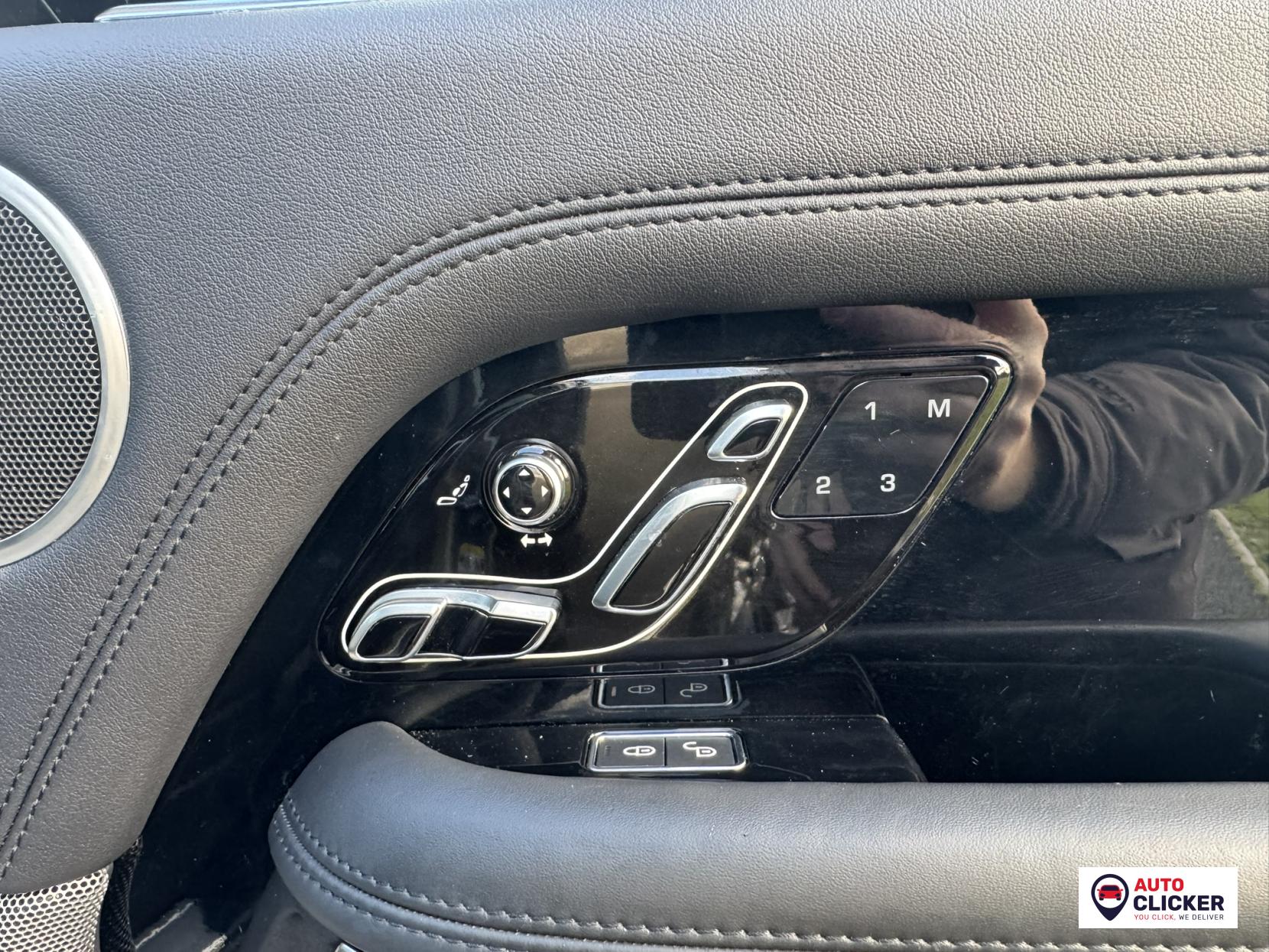 Land Rover Range Rover 3.0 TD V6 Vogue SUV 5dr Diesel Auto 4WD Euro 6 (s/s) (258 ps)