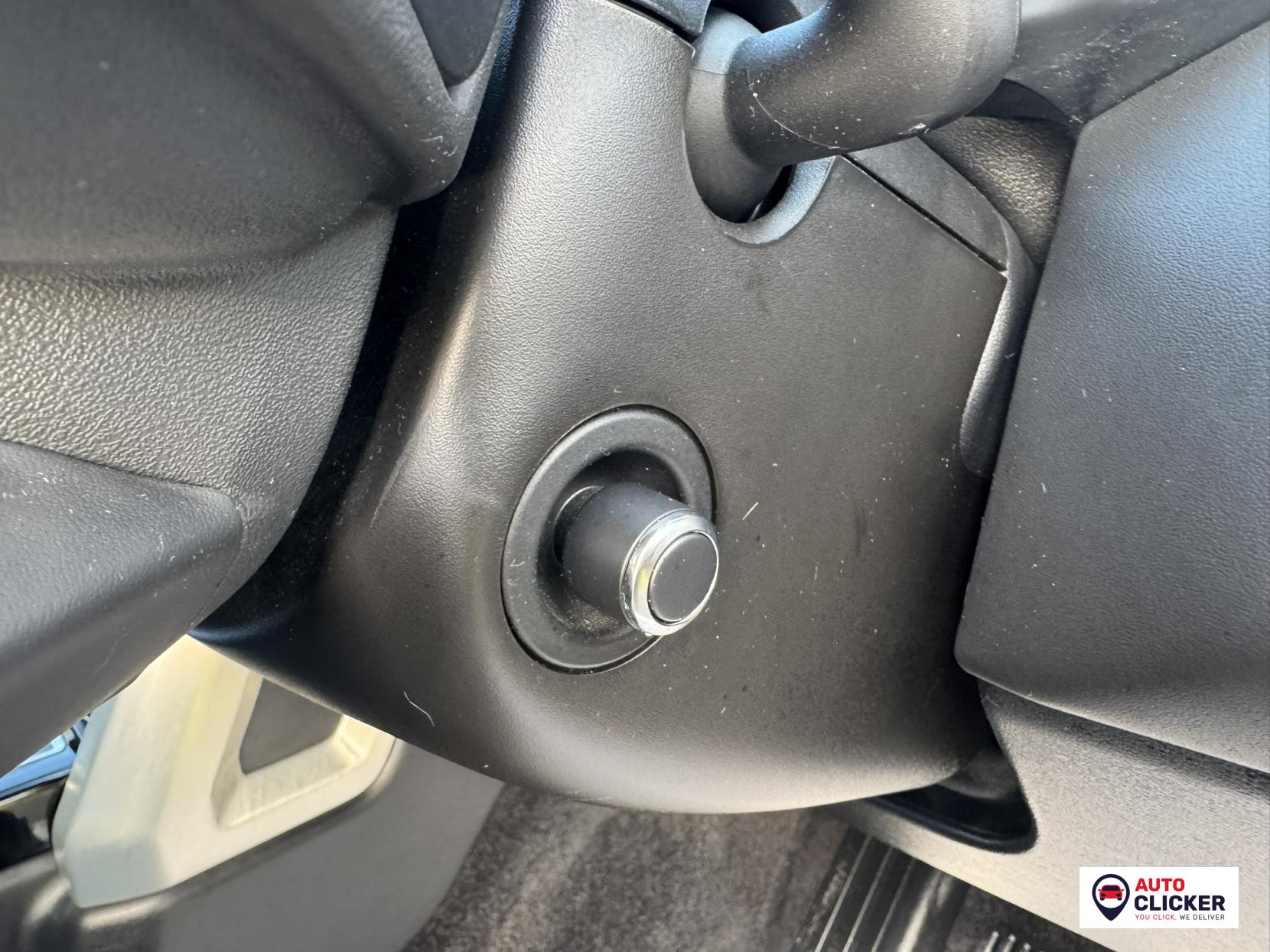 Land Rover Range Rover 3.0 TD V6 Vogue SUV 5dr Diesel Auto 4WD Euro 6 (s/s) (258 ps)