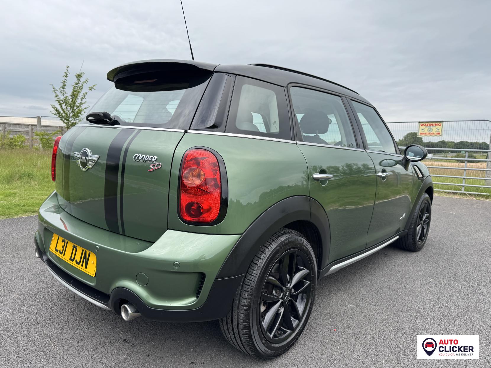 MINI Countryman 2.0 Cooper SD SUV 5dr Diesel Auto ALL4 Euro 5 (143 ps)