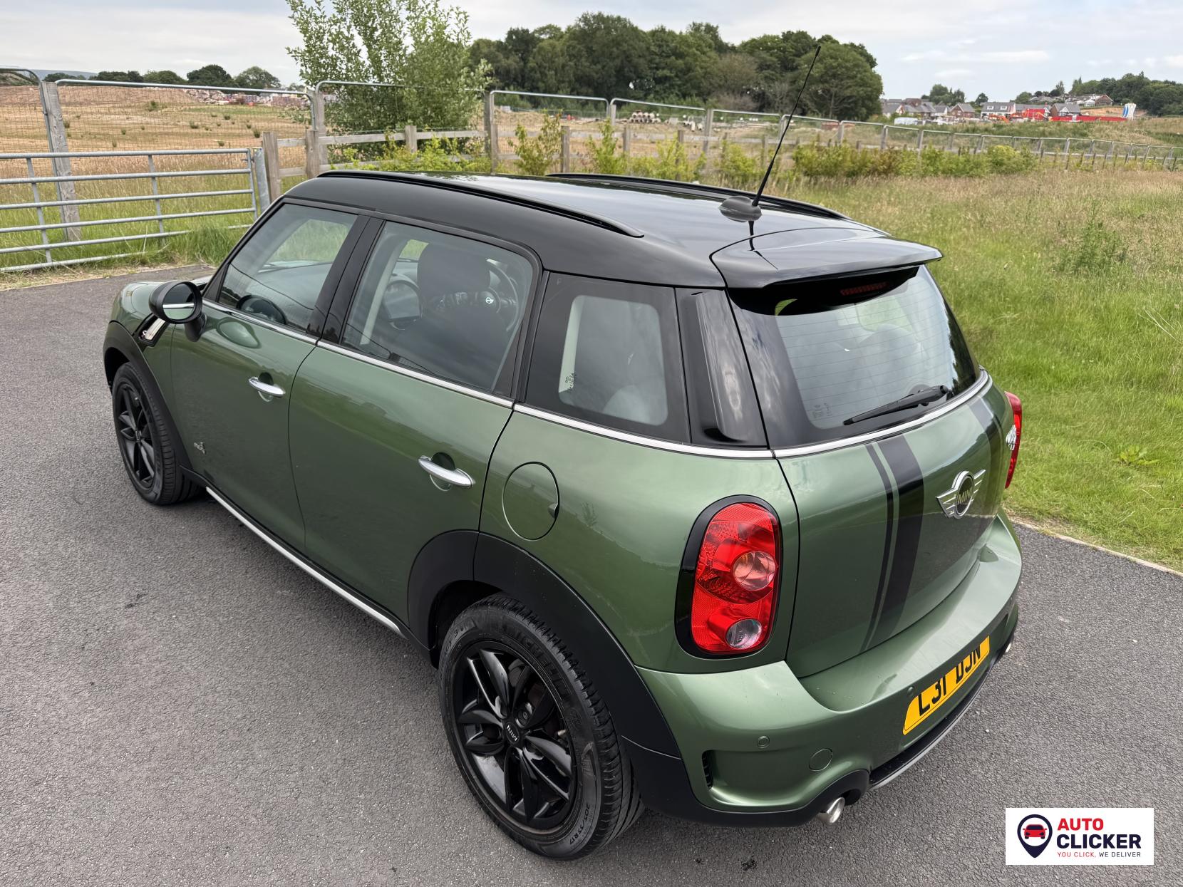 MINI Countryman 2.0 Cooper SD SUV 5dr Diesel Auto ALL4 Euro 5 (143 ps)
