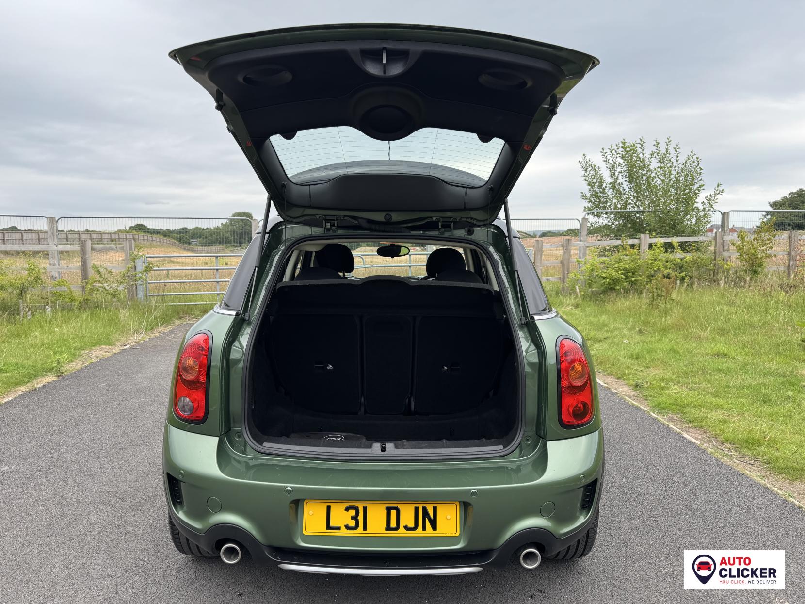 MINI Countryman 2.0 Cooper SD SUV 5dr Diesel Auto ALL4 Euro 5 (143 ps)