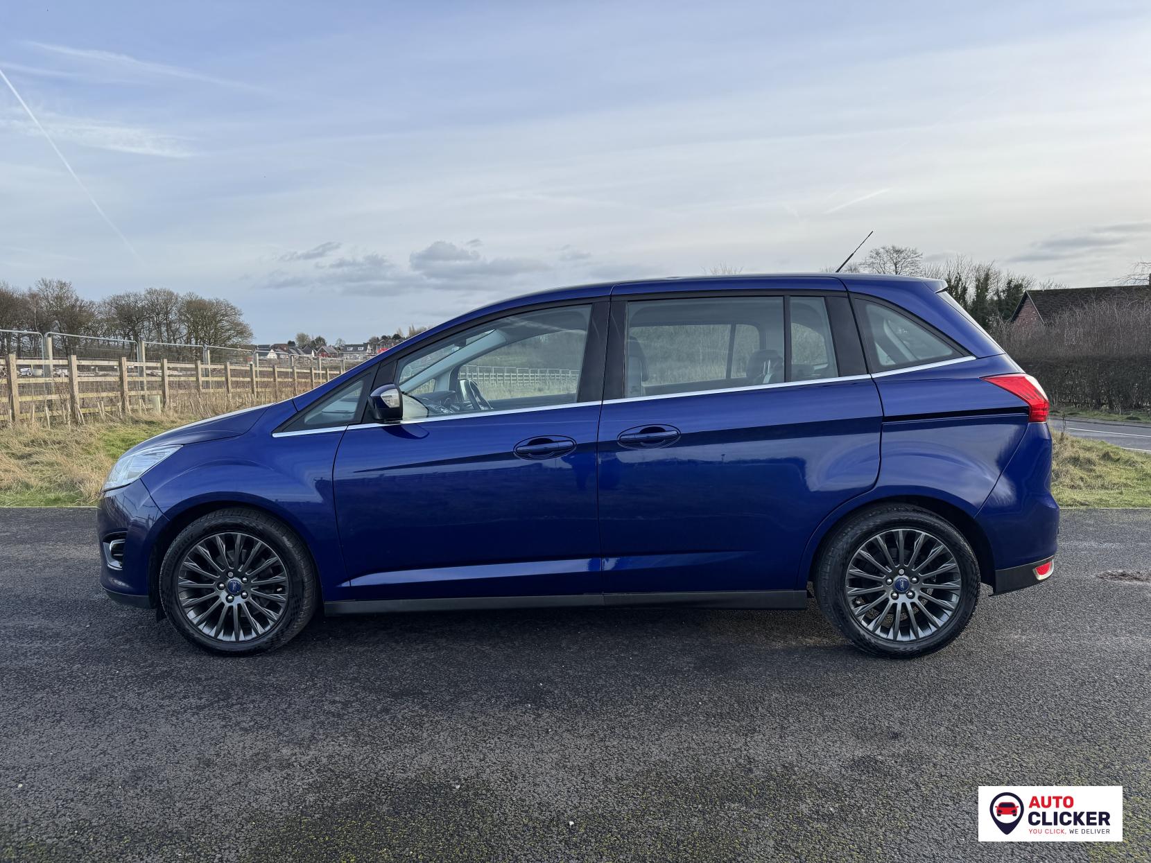 Ford Grand C-Max 2.0 TDCi Titanium MPV 5dr Diesel Powershift Euro 5 (140 ps)