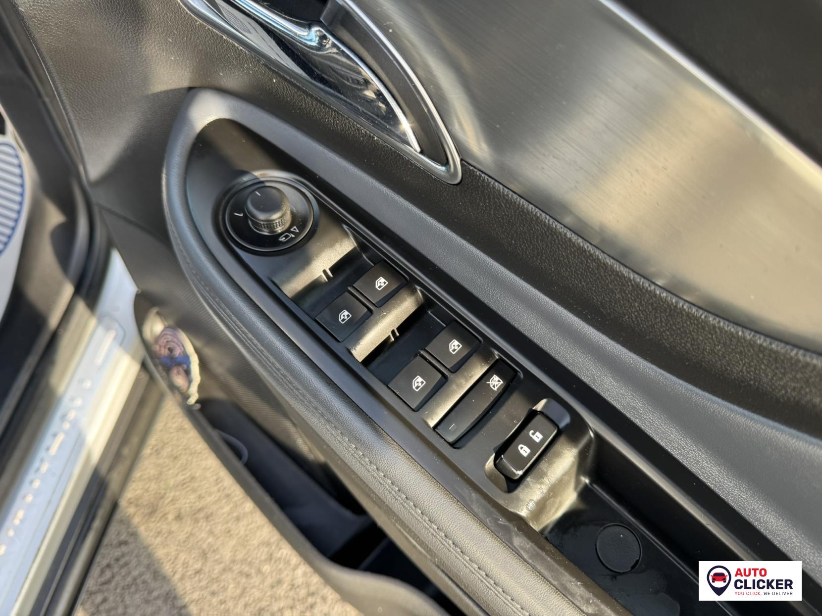 Vauxhall Mokka 1.6 CDTi ecoFLEX SE SUV 5dr Diesel Manual 2WD Euro 6 (s/s) (136 ps)