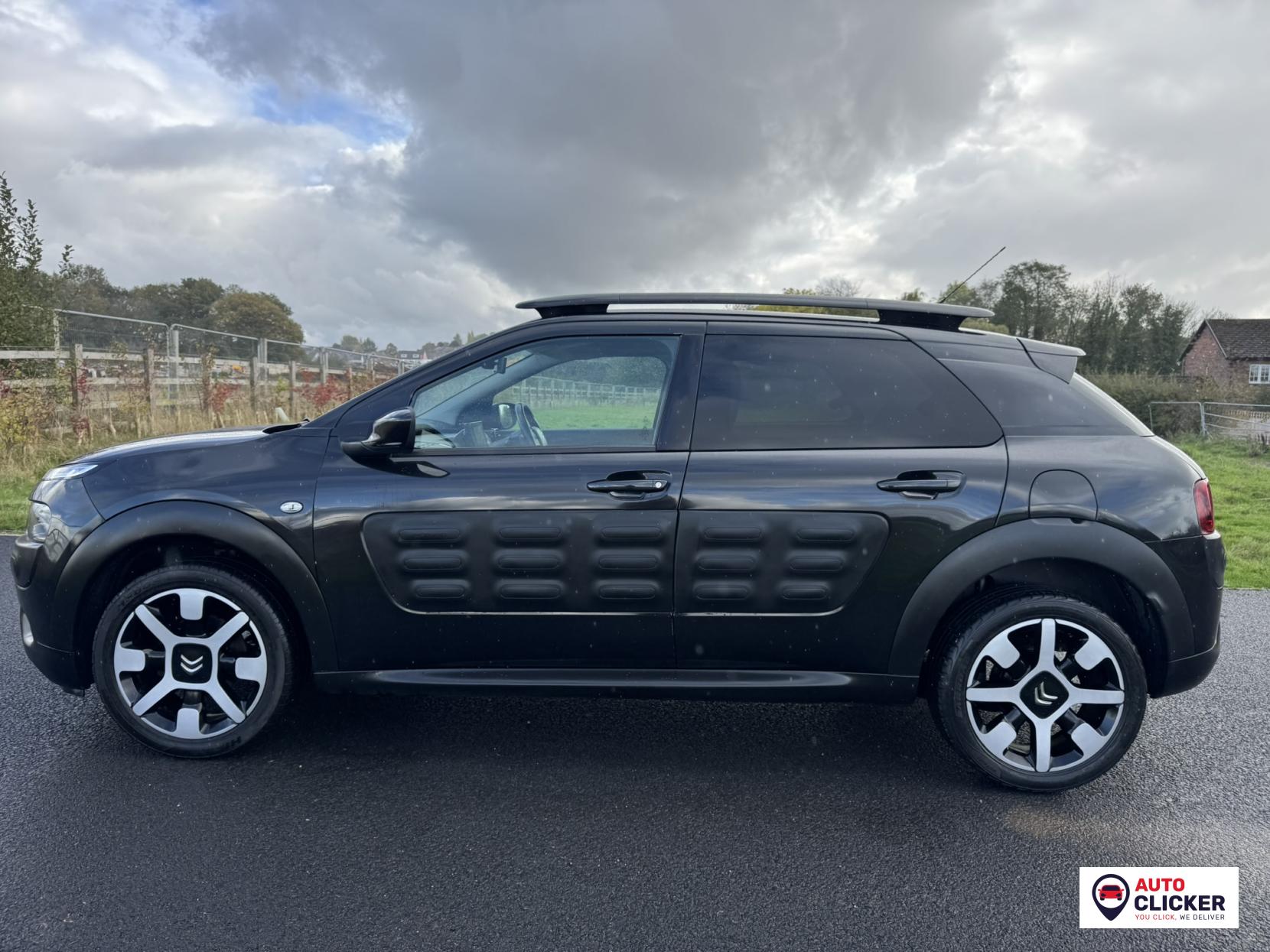 Citroen C4 Cactus 1.2 PureTech Flair Hatchback 5dr Petrol Manual Euro 6 (Euro 6) (82 ps)