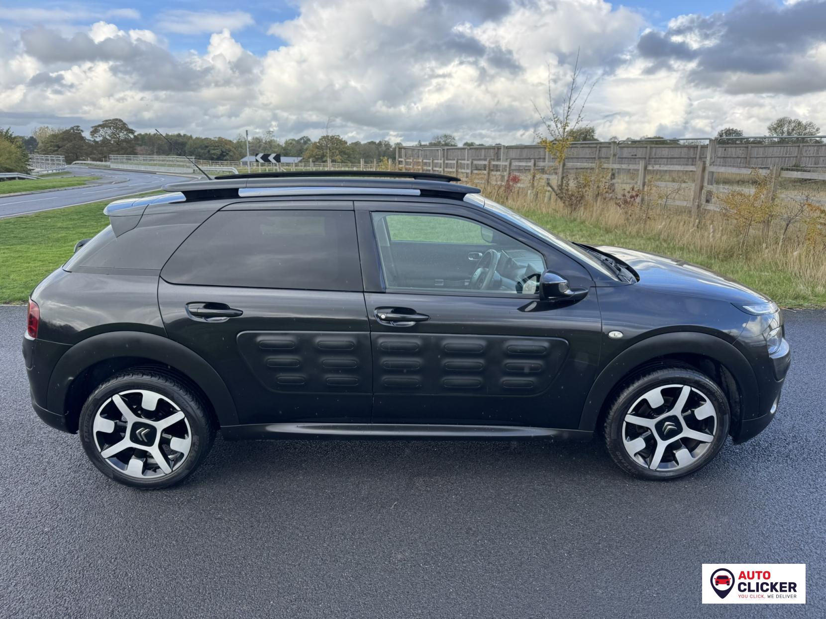 Citroen C4 Cactus 1.2 PureTech Flair Hatchback 5dr Petrol Manual Euro 6 (Euro 6) (82 ps)