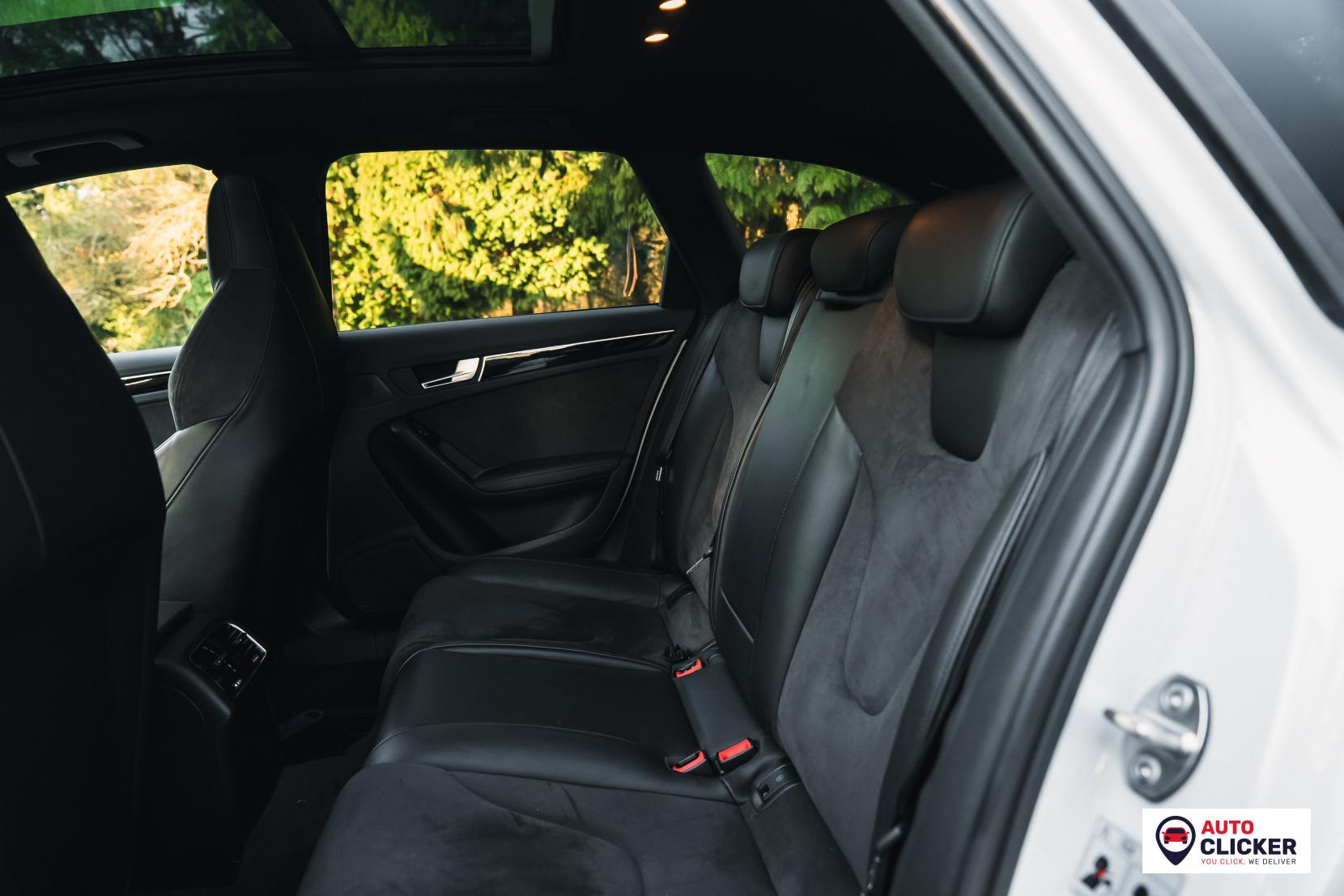 Audi RS4 Avant 4.2 FSI V8 Estate 5dr Petrol S Tronic quattro Euro 5 (450 ps)