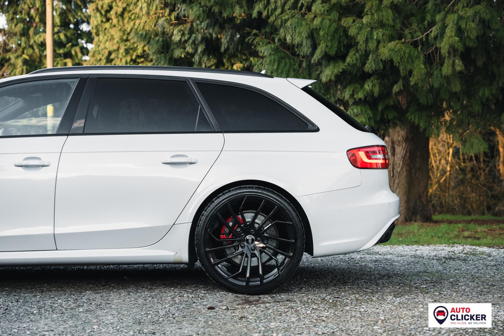 Audi RS4 Avant 4.2 FSI V8 Estate 5dr Petrol S Tronic quattro Euro 5 (450 ps)