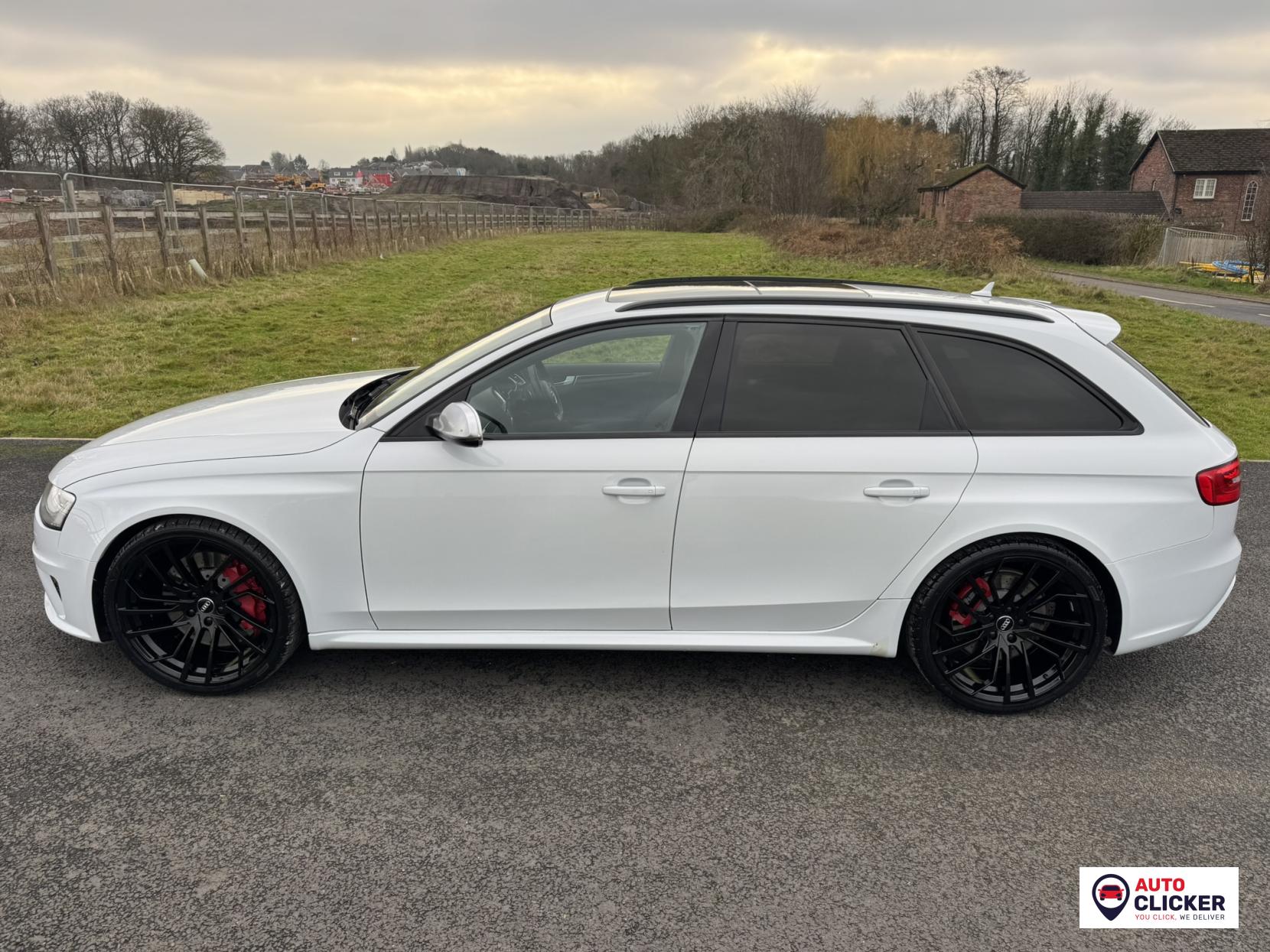 Audi RS4 Avant 4.2 FSI V8 Estate 5dr Petrol S Tronic quattro Euro 5 (450 ps)