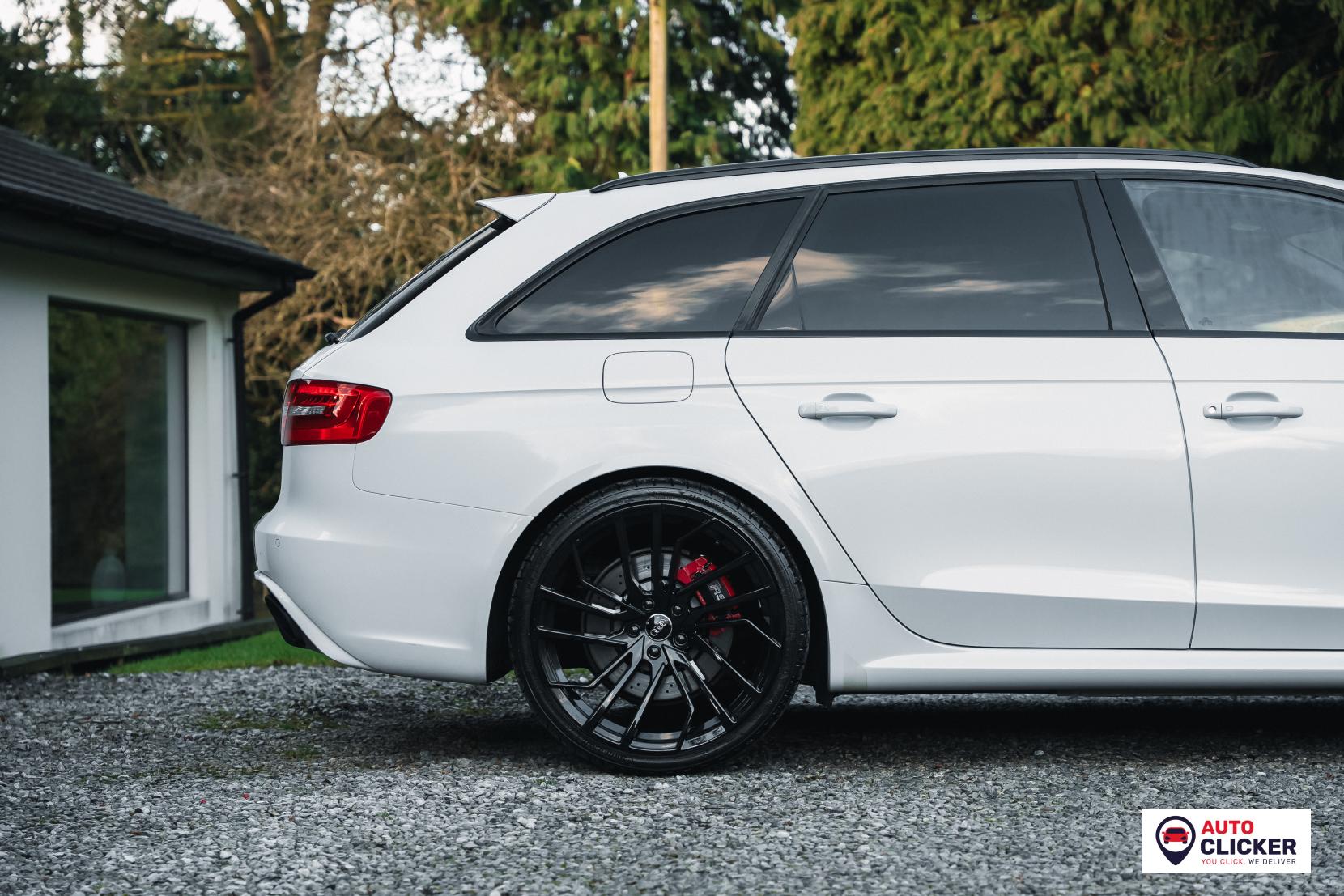 Audi RS4 Avant 4.2 FSI V8 Estate 5dr Petrol S Tronic quattro Euro 5 (450 ps)