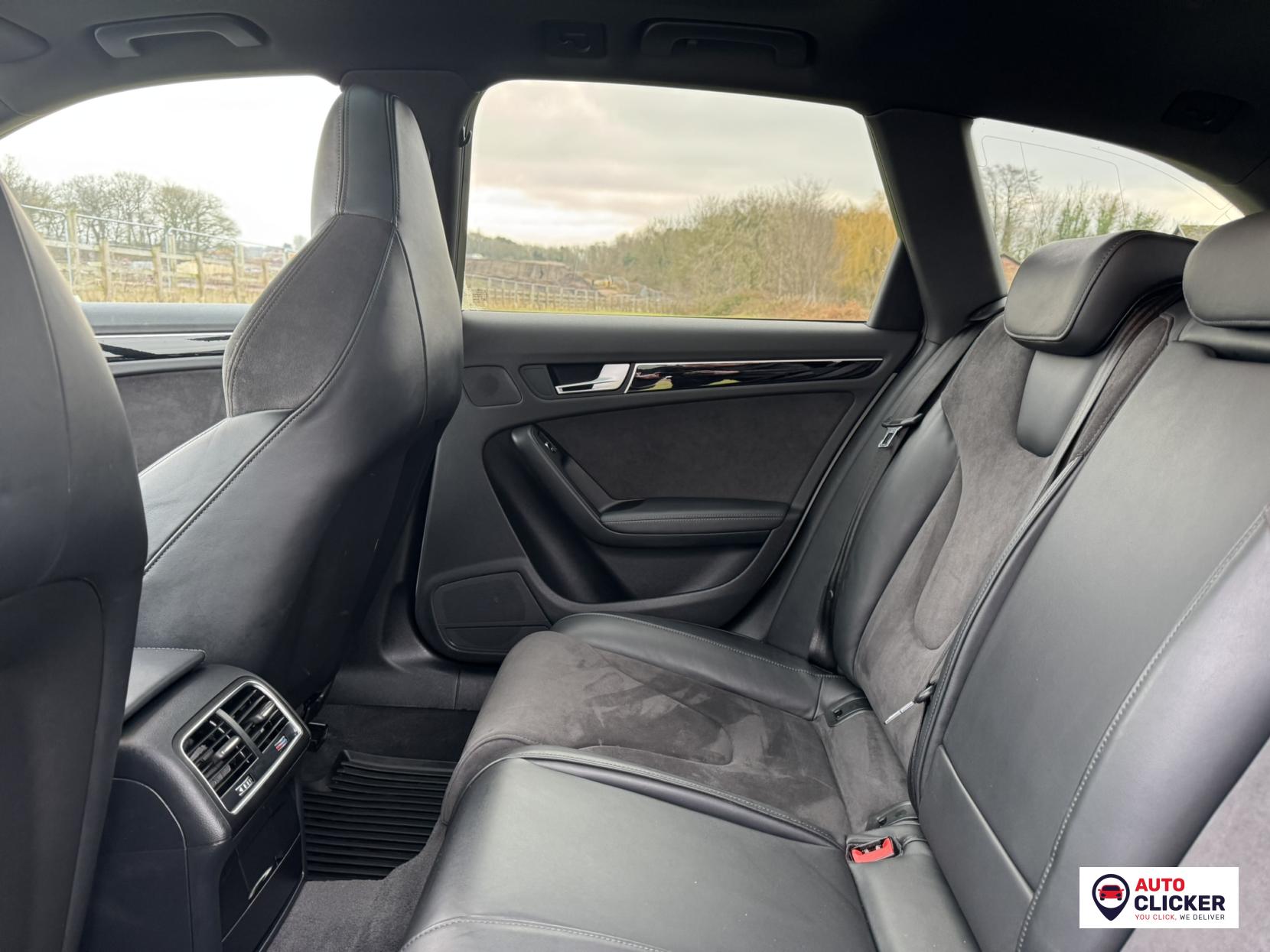 Audi RS4 Avant 4.2 FSI V8 Estate 5dr Petrol S Tronic quattro Euro 5 (450 ps)