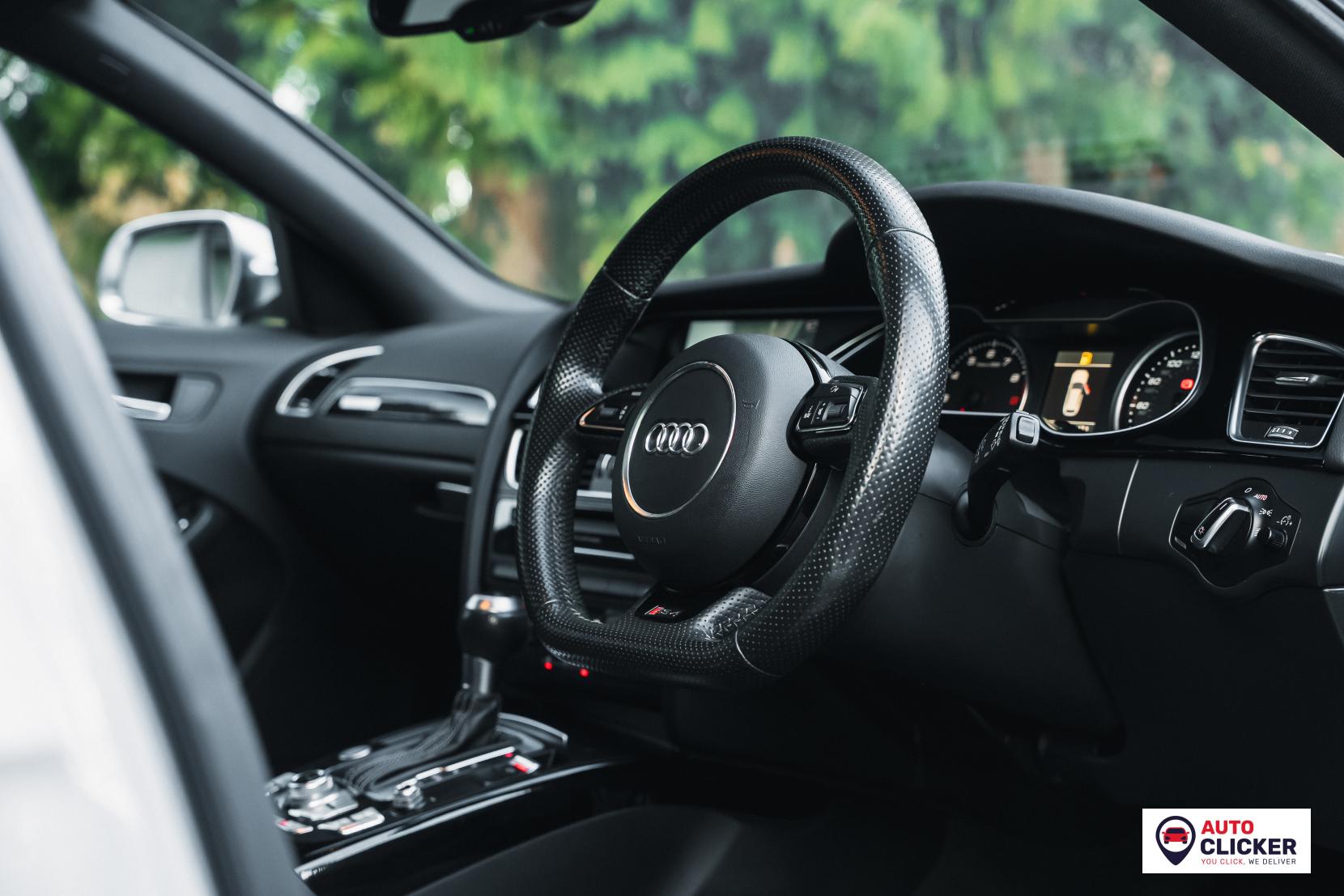 Audi RS4 Avant 4.2 FSI V8 Estate 5dr Petrol S Tronic quattro Euro 5 (450 ps)