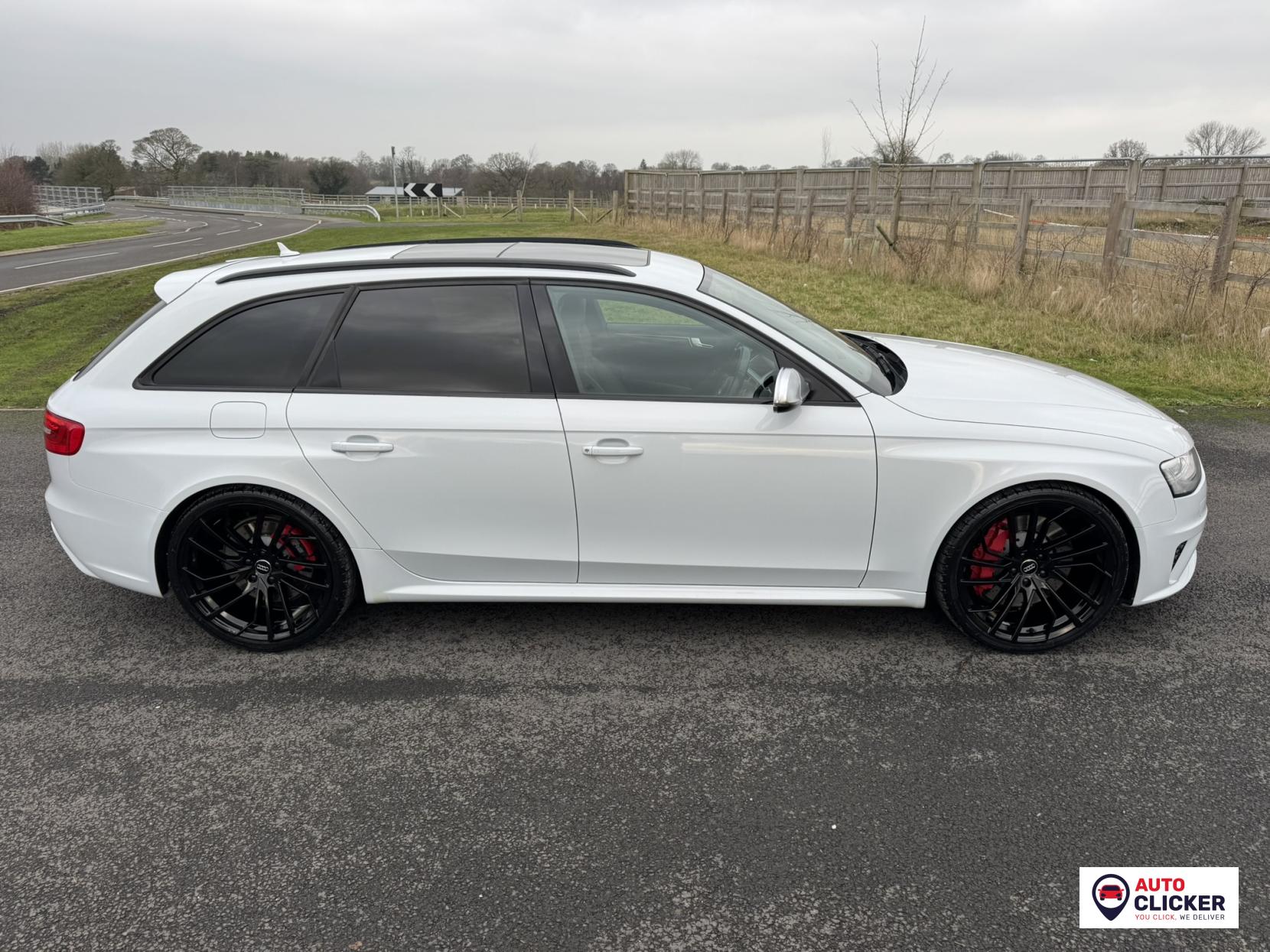 Audi RS4 Avant 4.2 FSI V8 Estate 5dr Petrol S Tronic quattro Euro 5 (450 ps)