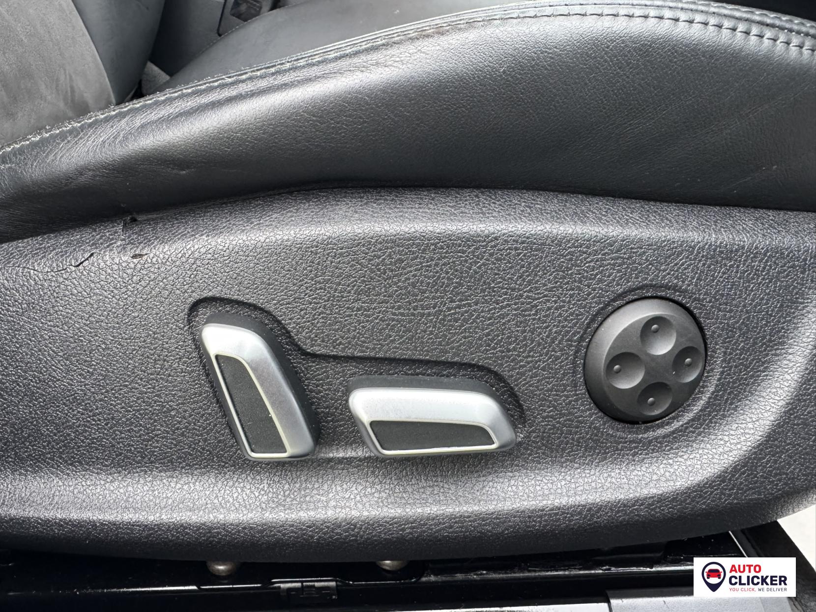 Audi RS4 Avant 4.2 FSI V8 Estate 5dr Petrol S Tronic quattro Euro 5 (450 ps)