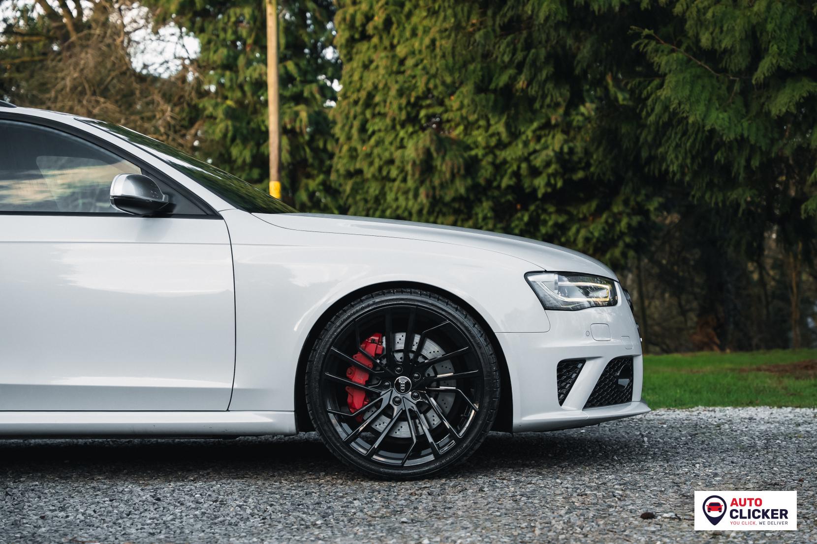 Audi RS4 Avant 4.2 FSI V8 Estate 5dr Petrol S Tronic quattro Euro 5 (450 ps)