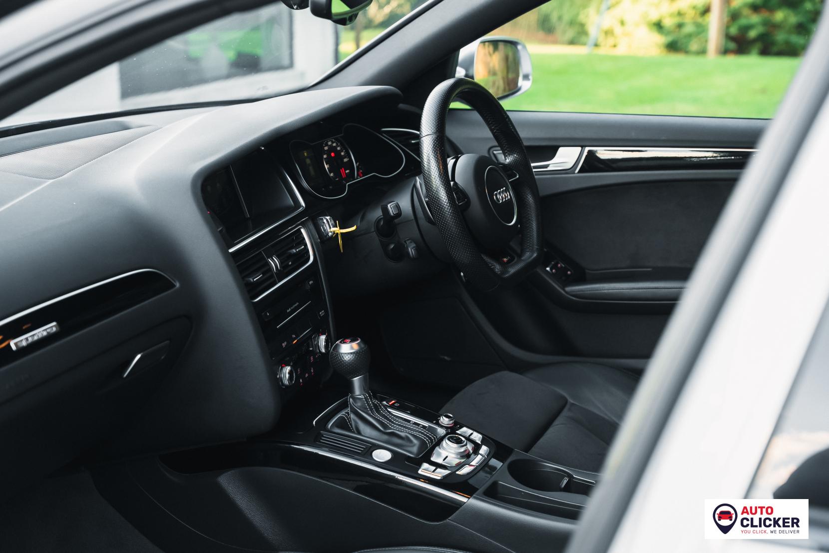 Audi RS4 Avant 4.2 FSI V8 Estate 5dr Petrol S Tronic quattro Euro 5 (450 ps)