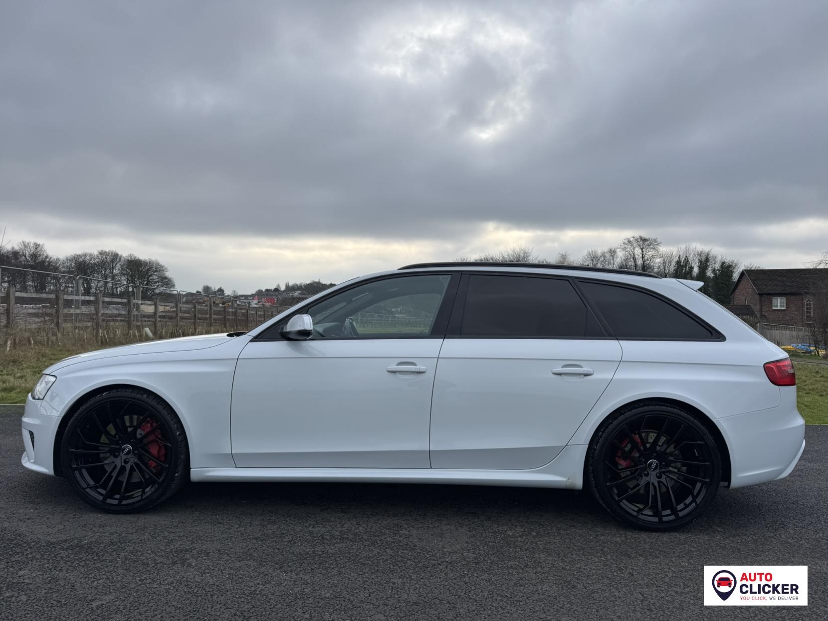 Audi RS4 Avant 4.2 FSI V8 Estate 5dr Petrol S Tronic quattro Euro 5 (450 ps)