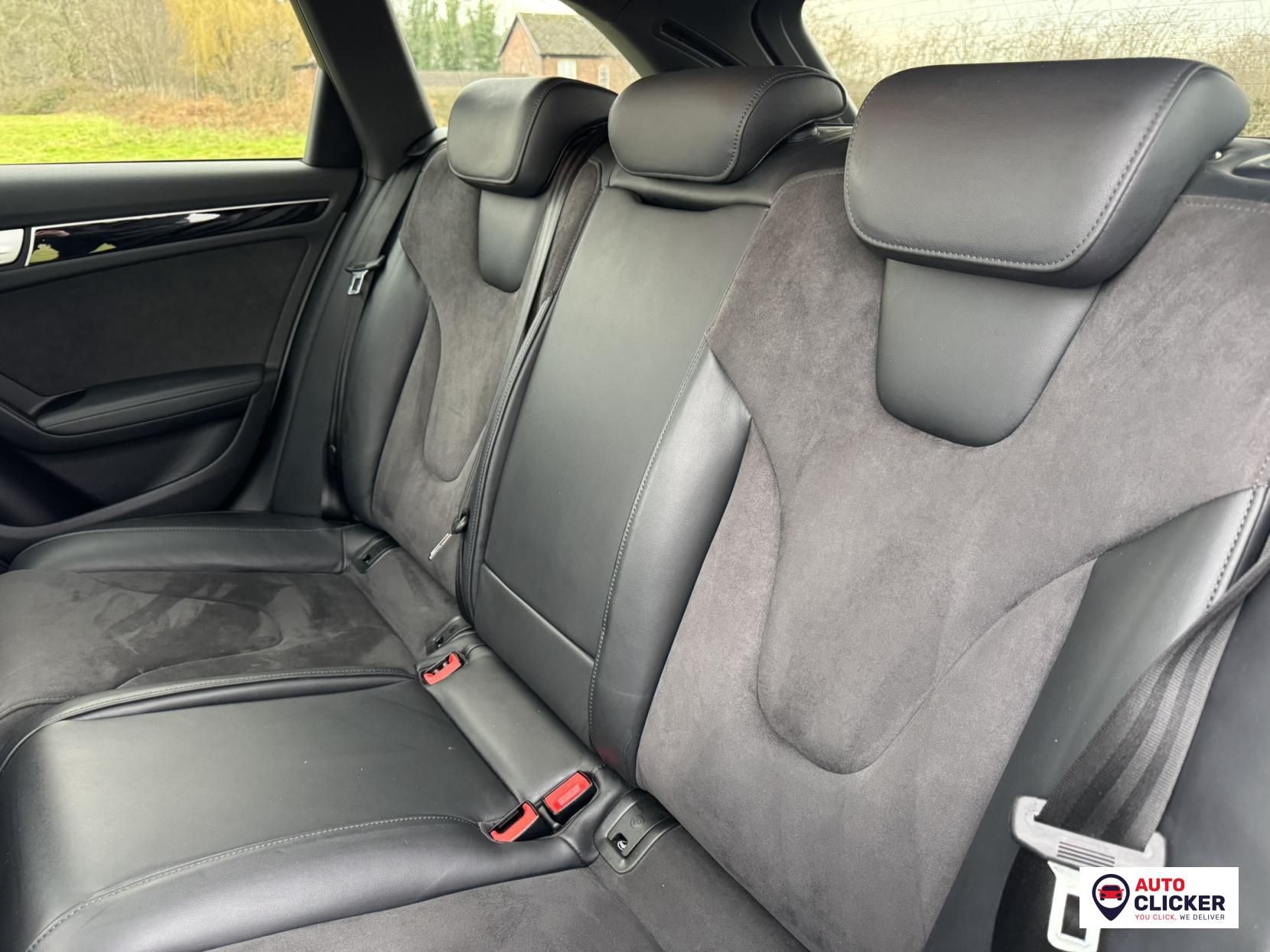 Audi RS4 Avant 4.2 FSI V8 Estate 5dr Petrol S Tronic quattro Euro 5 (450 ps)