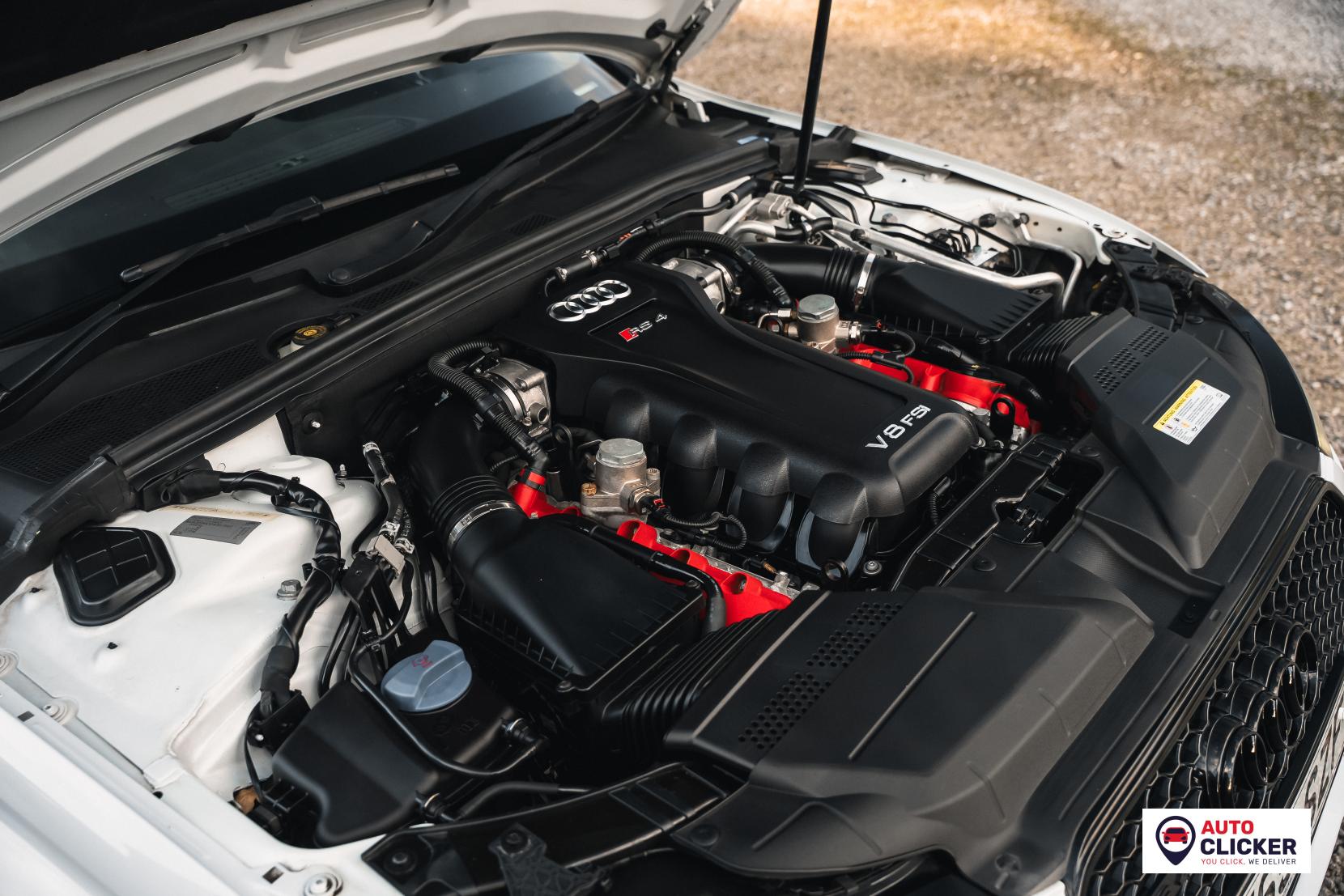 Audi RS4 Avant 4.2 FSI V8 Estate 5dr Petrol S Tronic quattro Euro 5 (450 ps)