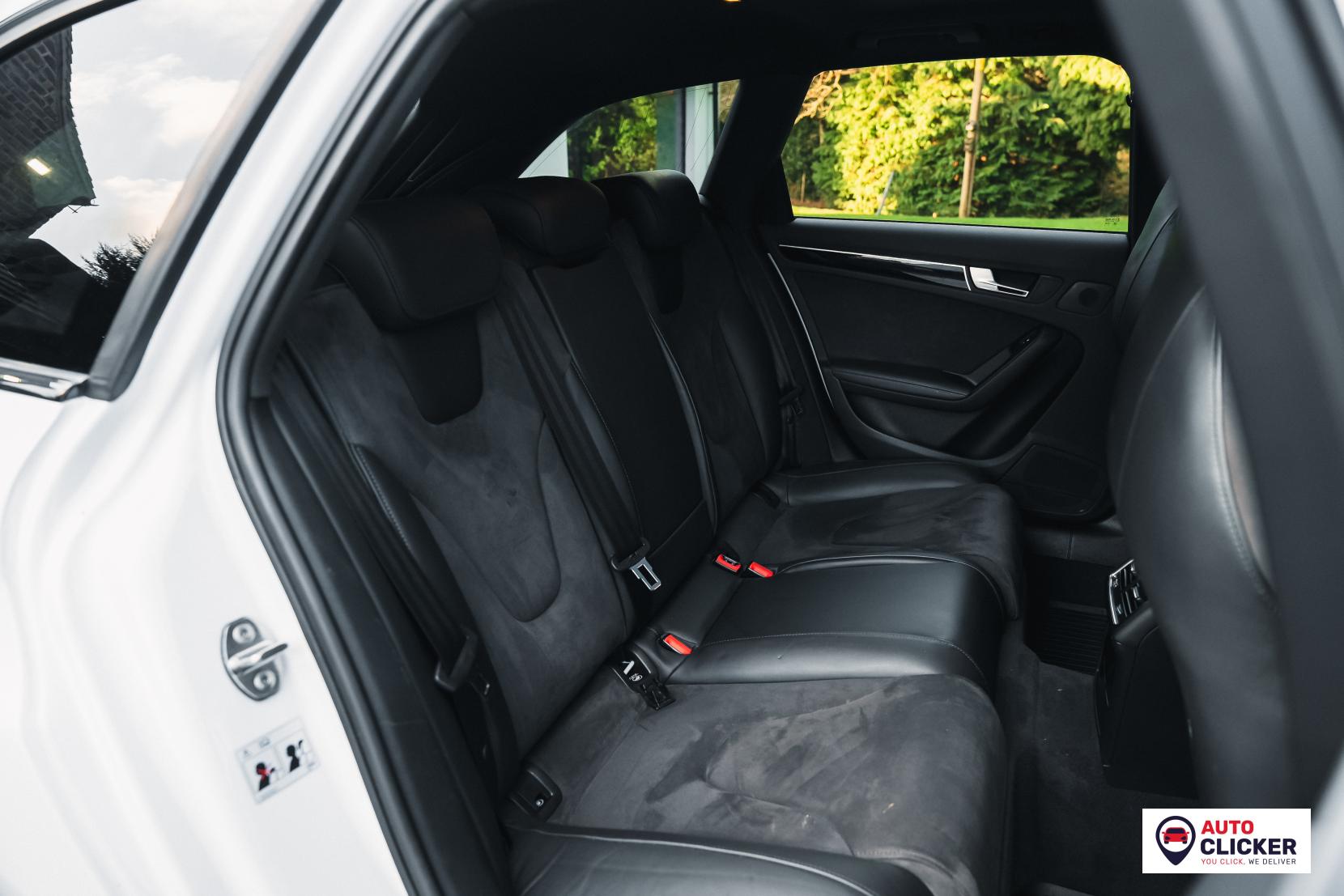 Audi RS4 Avant 4.2 FSI V8 Estate 5dr Petrol S Tronic quattro Euro 5 (450 ps)