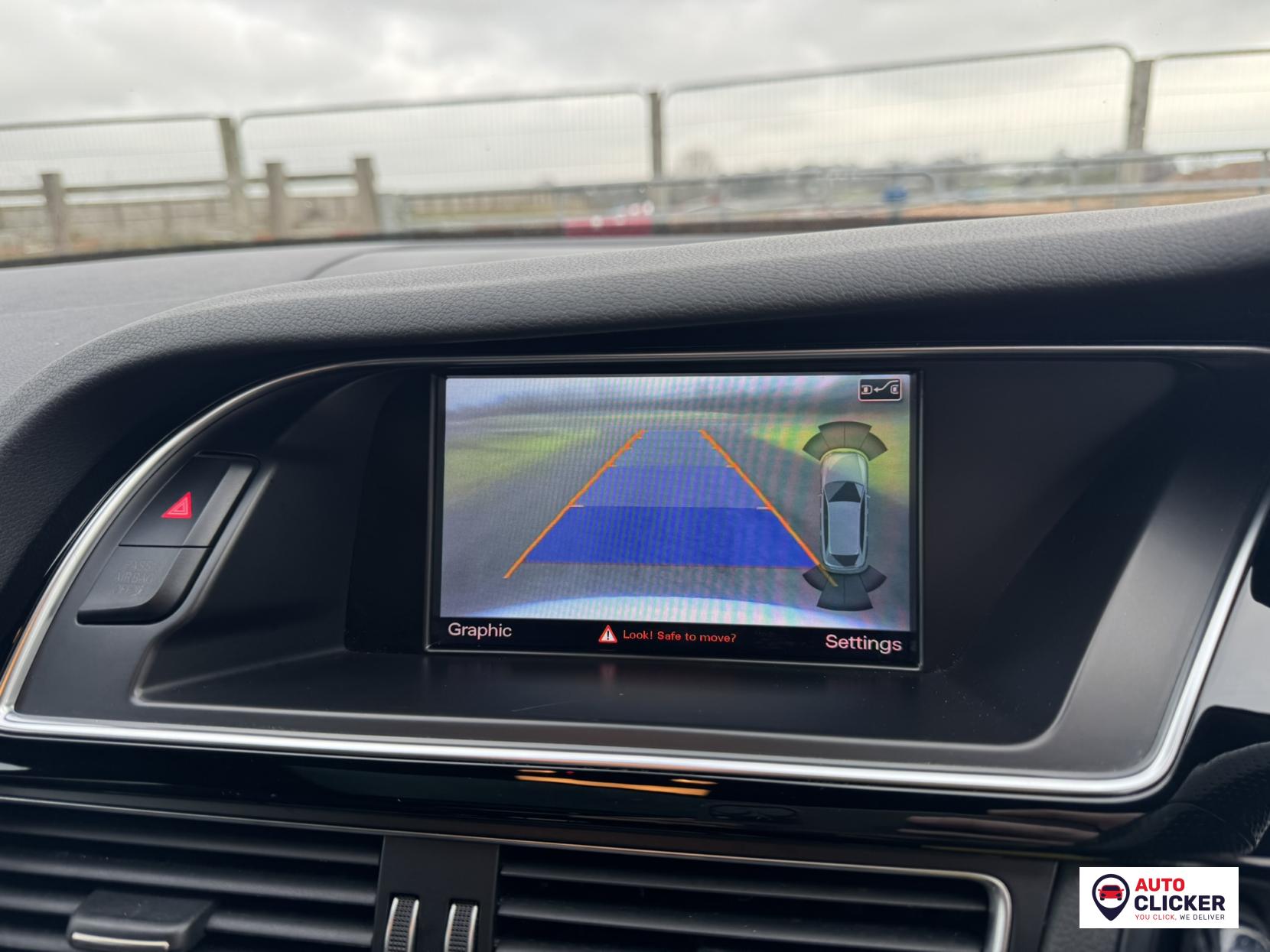 Audi RS4 Avant 4.2 FSI V8 Estate 5dr Petrol S Tronic quattro Euro 5 (450 ps)