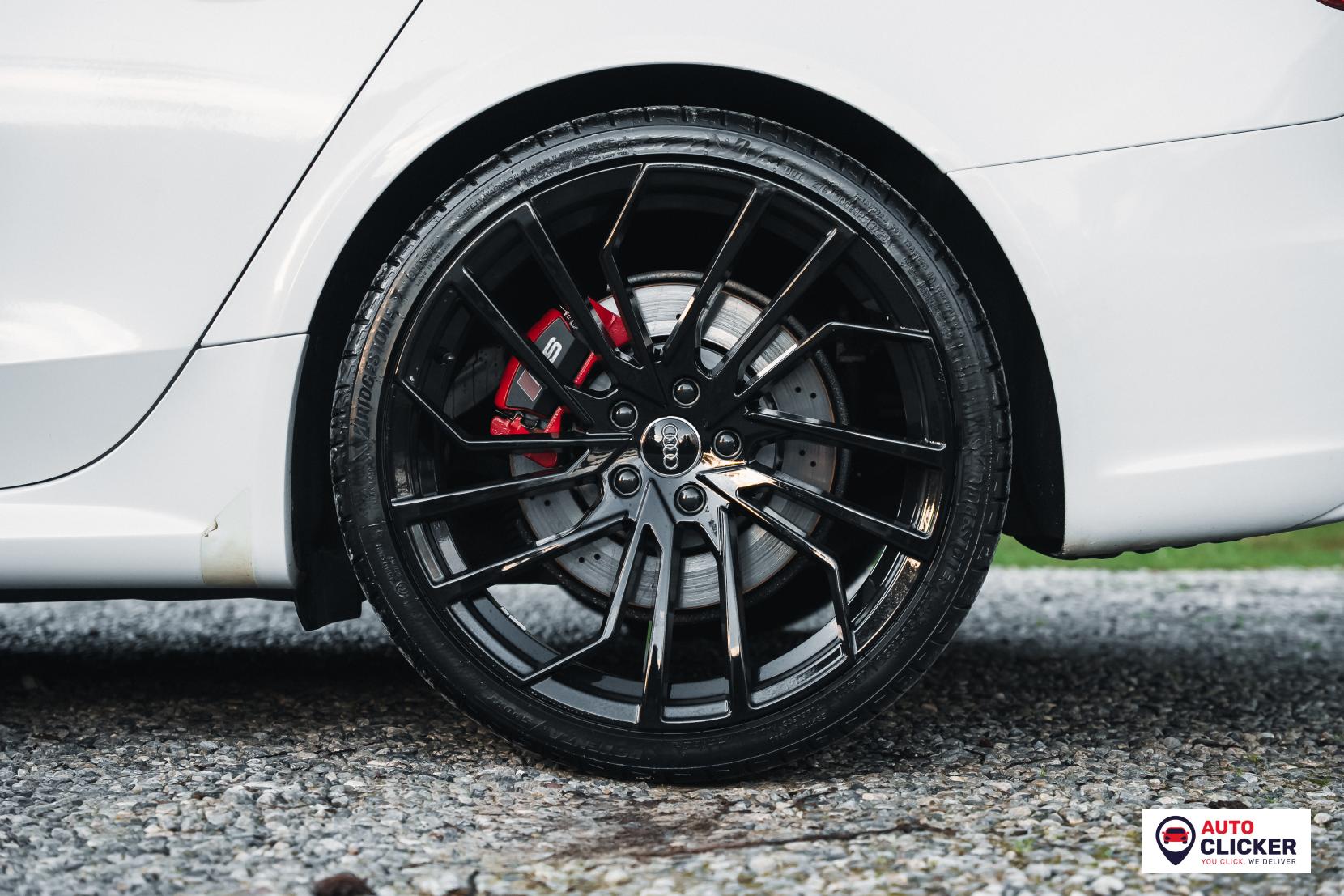 Audi RS4 Avant 4.2 FSI V8 Estate 5dr Petrol S Tronic quattro Euro 5 (450 ps)