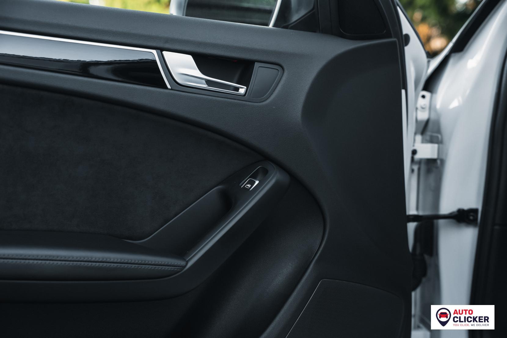 Audi RS4 Avant 4.2 FSI V8 Estate 5dr Petrol S Tronic quattro Euro 5 (450 ps)