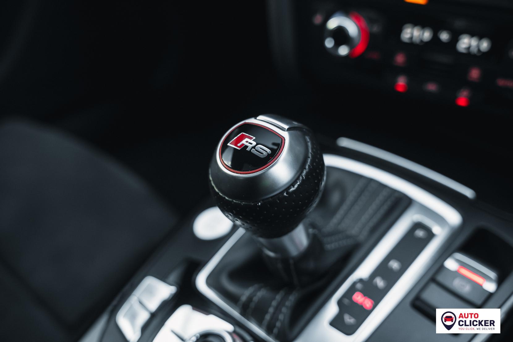 Audi RS4 Avant 4.2 FSI V8 Estate 5dr Petrol S Tronic quattro Euro 5 (450 ps)