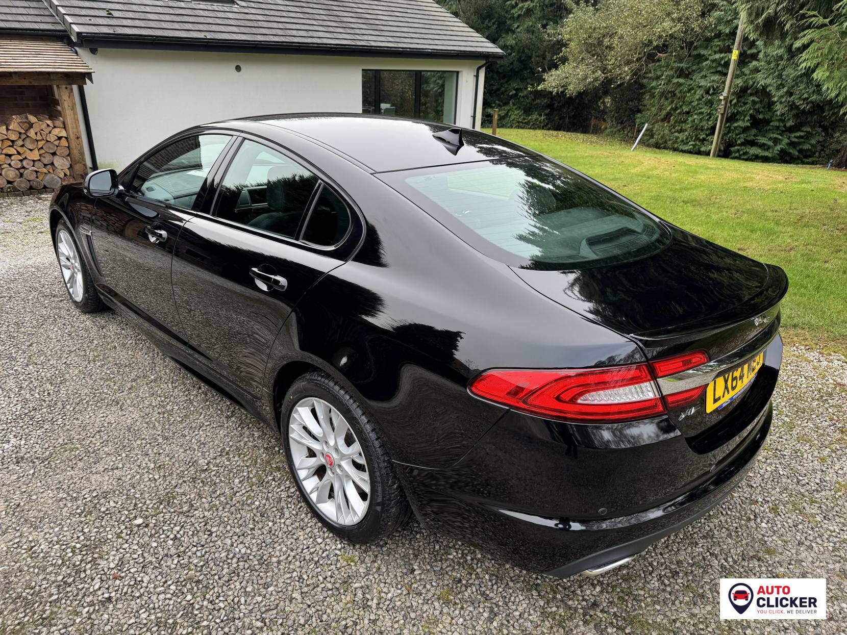 Jaguar XF 3.0d V6 R-Sport Saloon 4dr Diesel Auto Euro 5 (s/s) (240 ps)