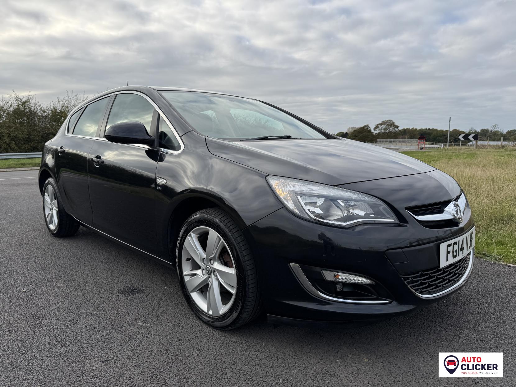 Vauxhall Astra 1.4 16v SRi Hatchback 5dr Petrol Manual Euro 5 (100 ps)