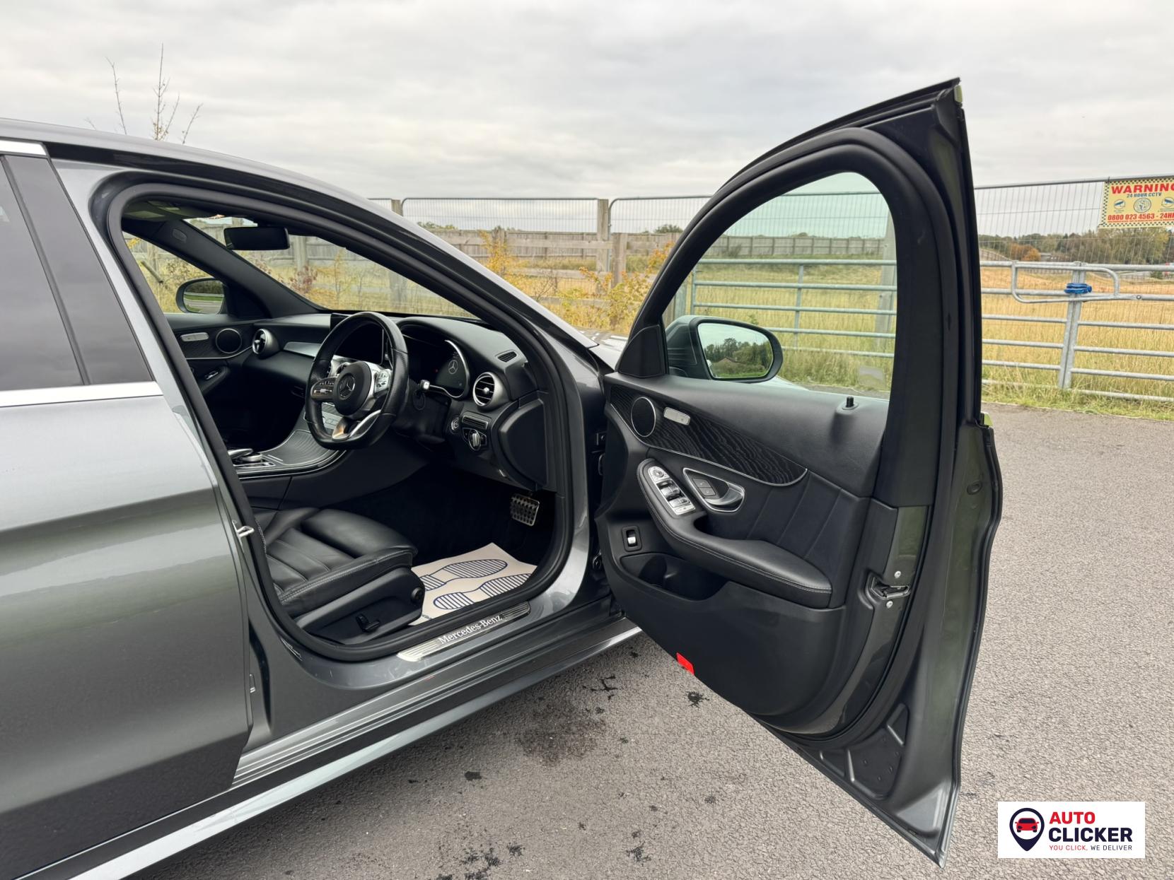 Mercedes-Benz C Class 2.0 C300d AMG Line (Premium) Saloon 4dr Diesel G-Tronic+ Euro 6 (s/s) (245 ps)