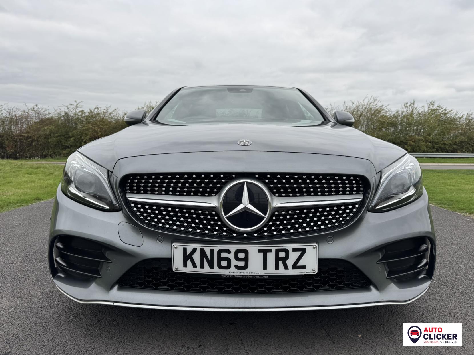 Mercedes-Benz C Class 2.0 C300d AMG Line (Premium) Saloon 4dr Diesel G-Tronic+ Euro 6 (s/s) (245 ps)