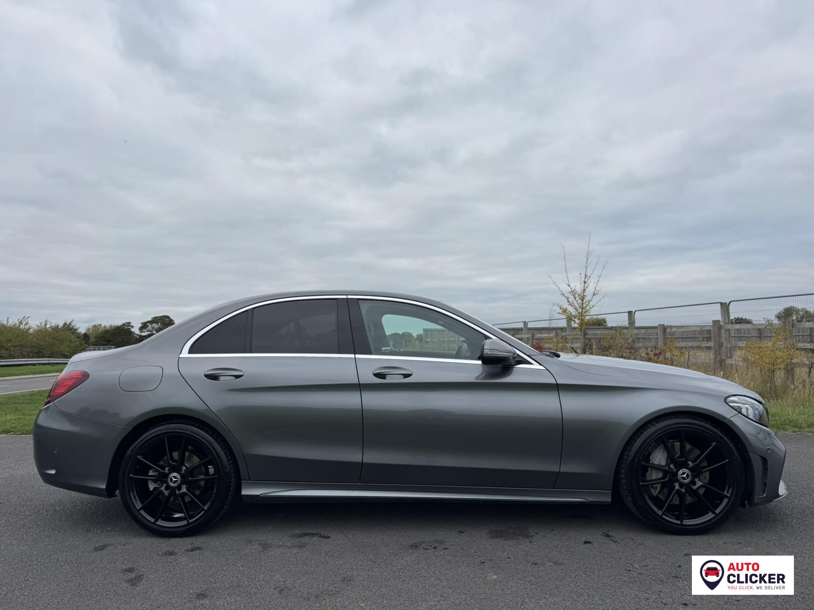 Mercedes-Benz C Class 2.0 C300d AMG Line (Premium) Saloon 4dr Diesel G-Tronic+ Euro 6 (s/s) (245 ps)