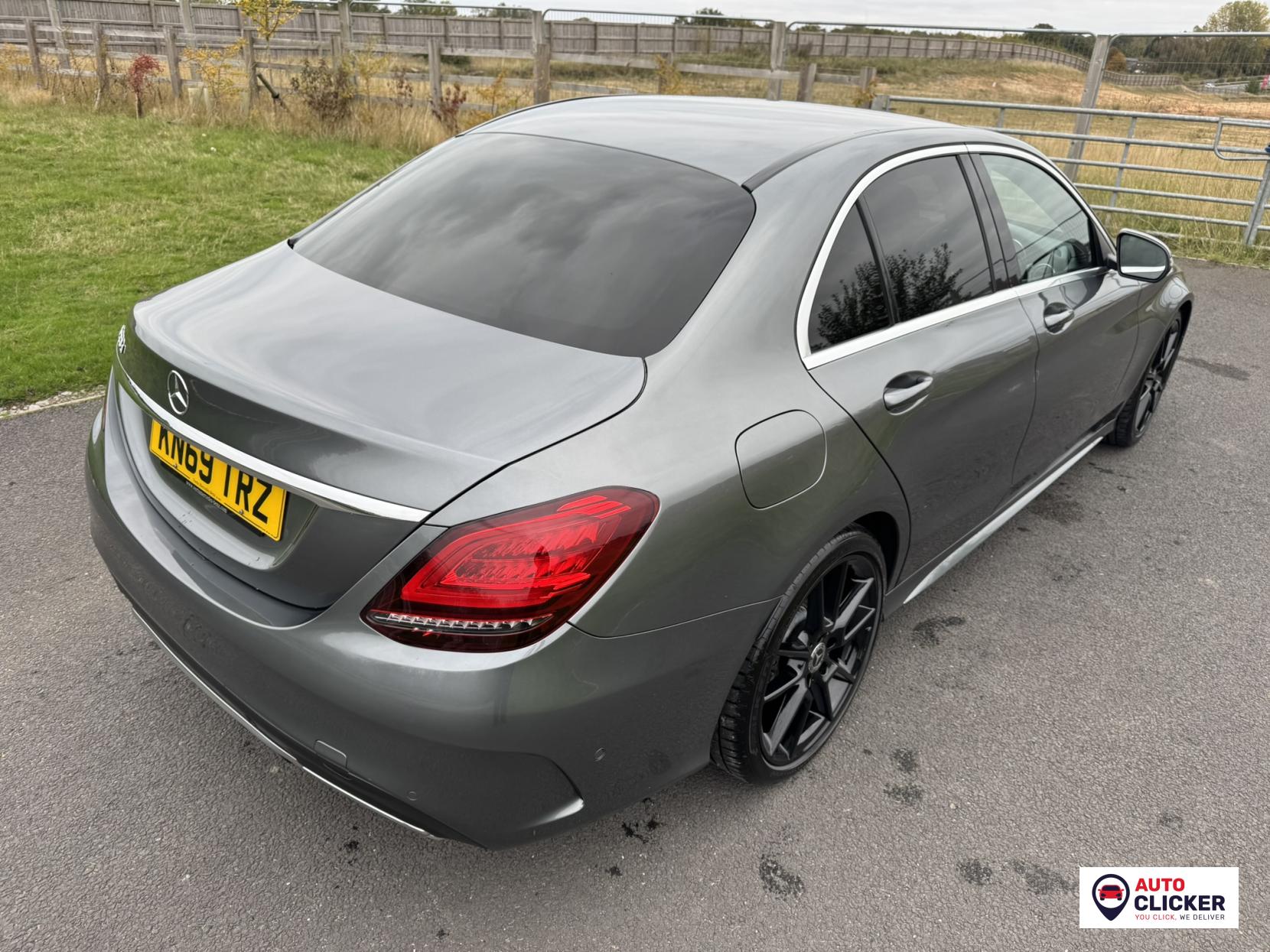 Mercedes-Benz C Class 2.0 C300d AMG Line (Premium) Saloon 4dr Diesel G-Tronic+ Euro 6 (s/s) (245 ps)