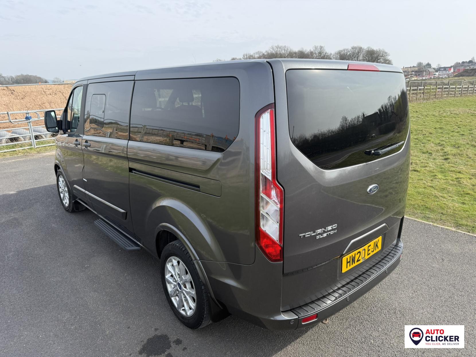 Ford Tourneo Custom 2.0 320 EcoBlue Titanium Minibus Double Cab 5dr Diesel Auto L2 Euro 6 (s/s) (130 ps)