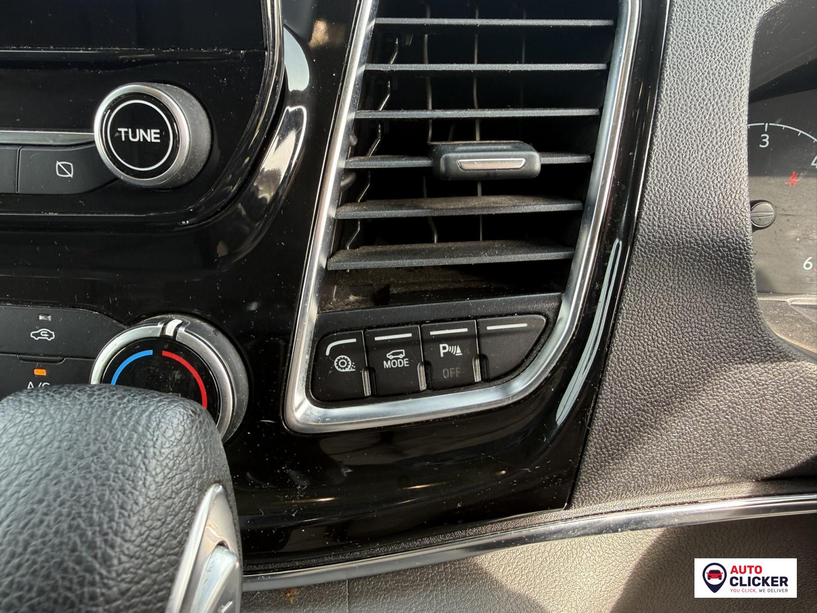 Ford Tourneo Custom 2.0 320 EcoBlue Titanium Minibus Double Cab 5dr Diesel Auto L2 Euro 6 (s/s) (130 ps)