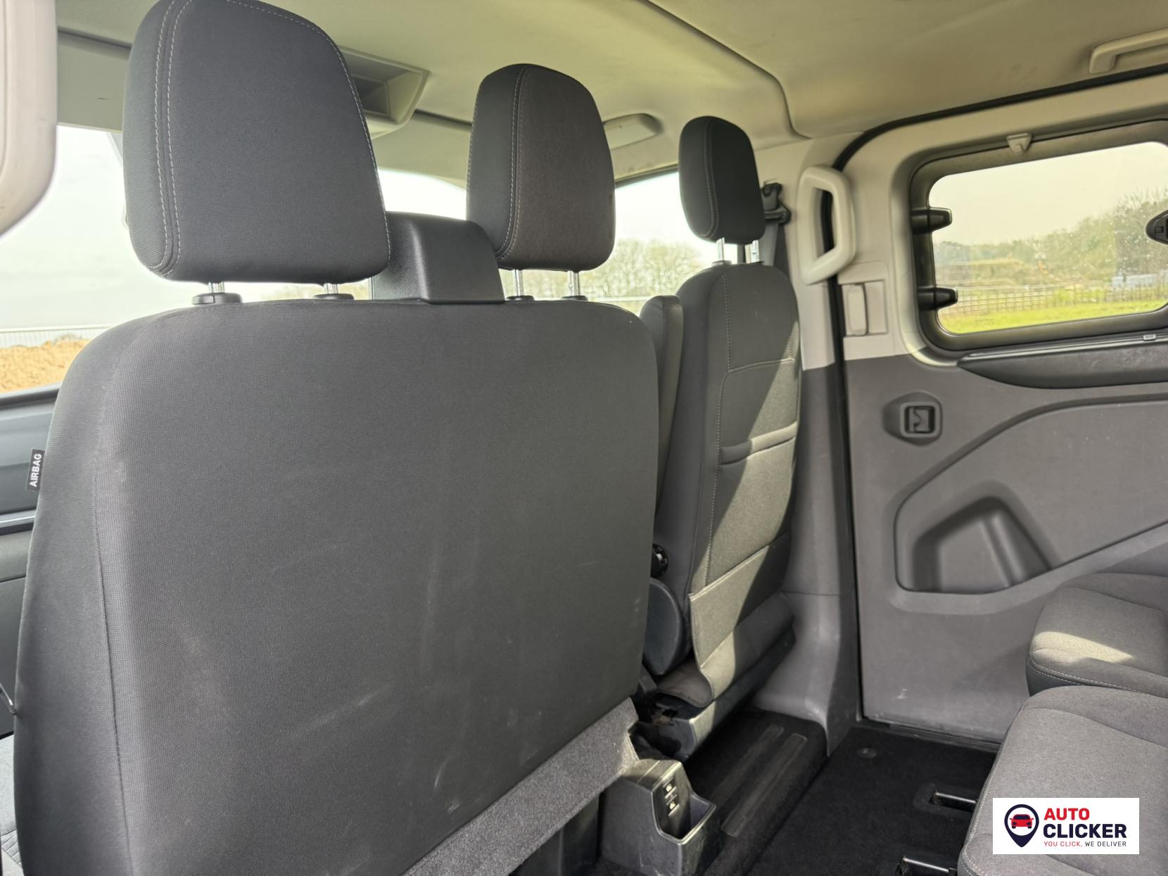 Ford Tourneo Custom 2.0 320 EcoBlue Titanium Minibus Double Cab 5dr Diesel Auto L2 Euro 6 (s/s) (130 ps)