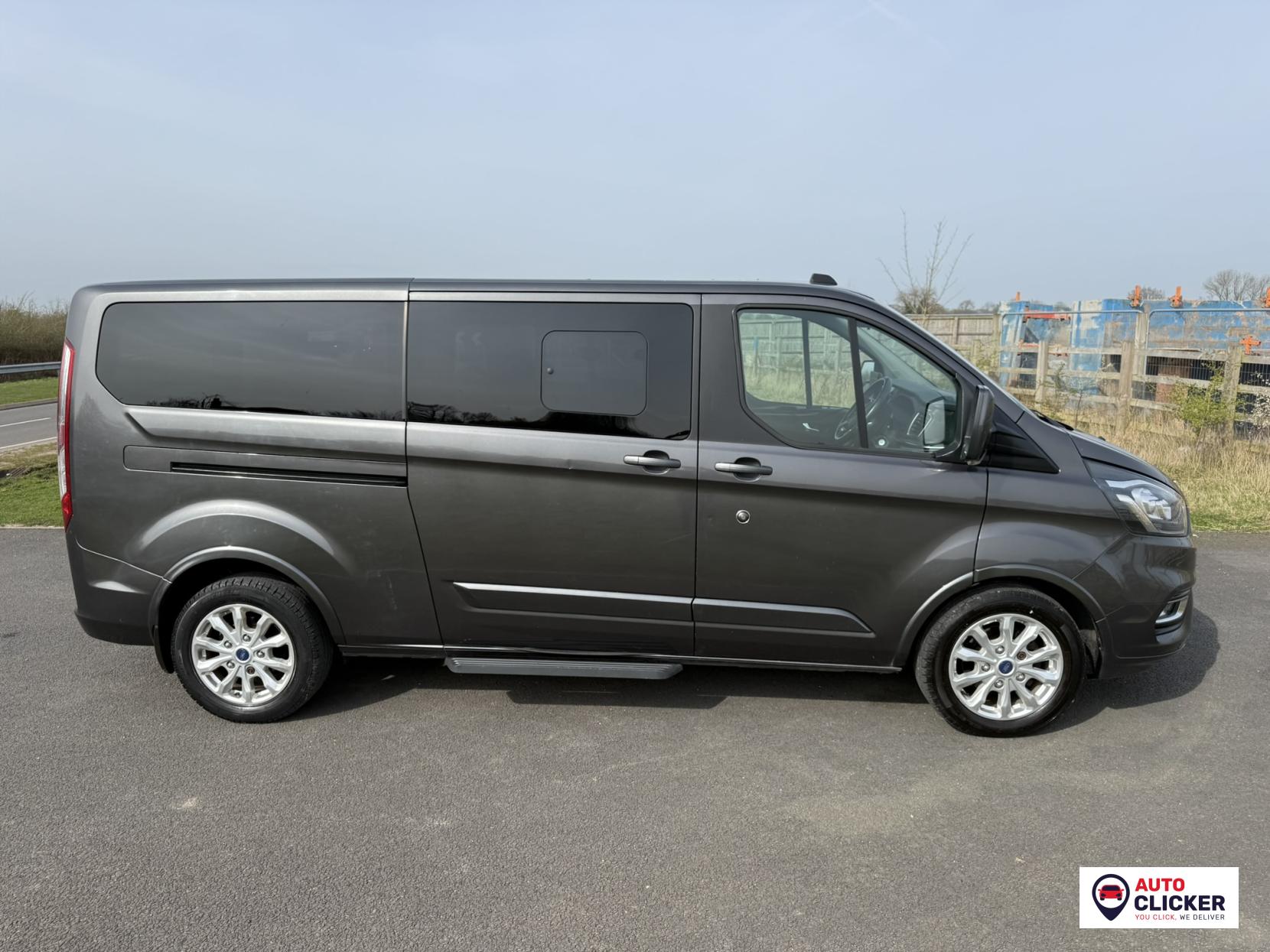 Ford Tourneo Custom 2.0 320 EcoBlue Titanium Minibus Double Cab 5dr Diesel Auto L2 Euro 6 (s/s) (130 ps)