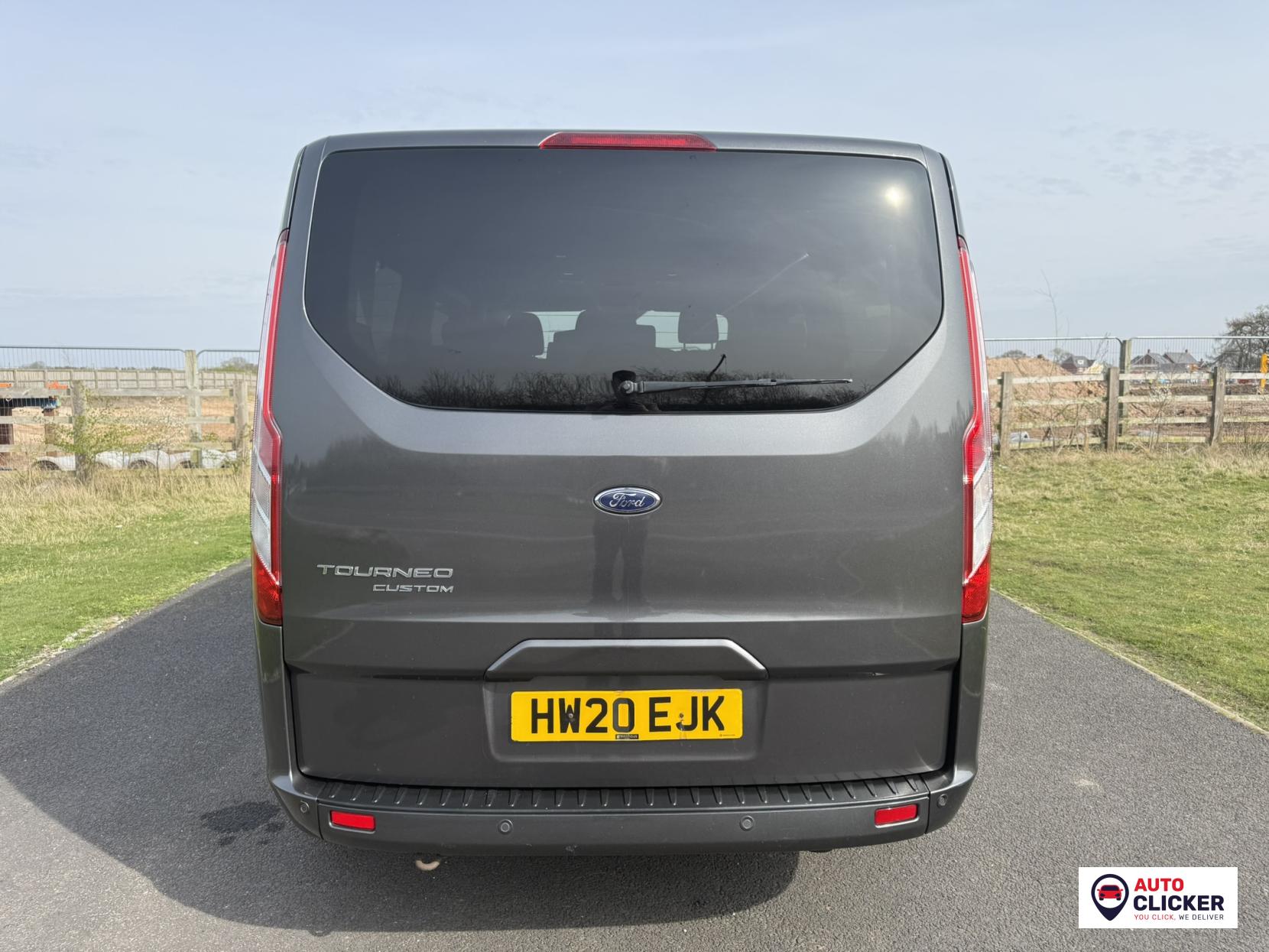 Ford Tourneo Custom 2.0 320 EcoBlue Titanium Minibus Double Cab 5dr Diesel Auto L2 Euro 6 (s/s) (130 ps)