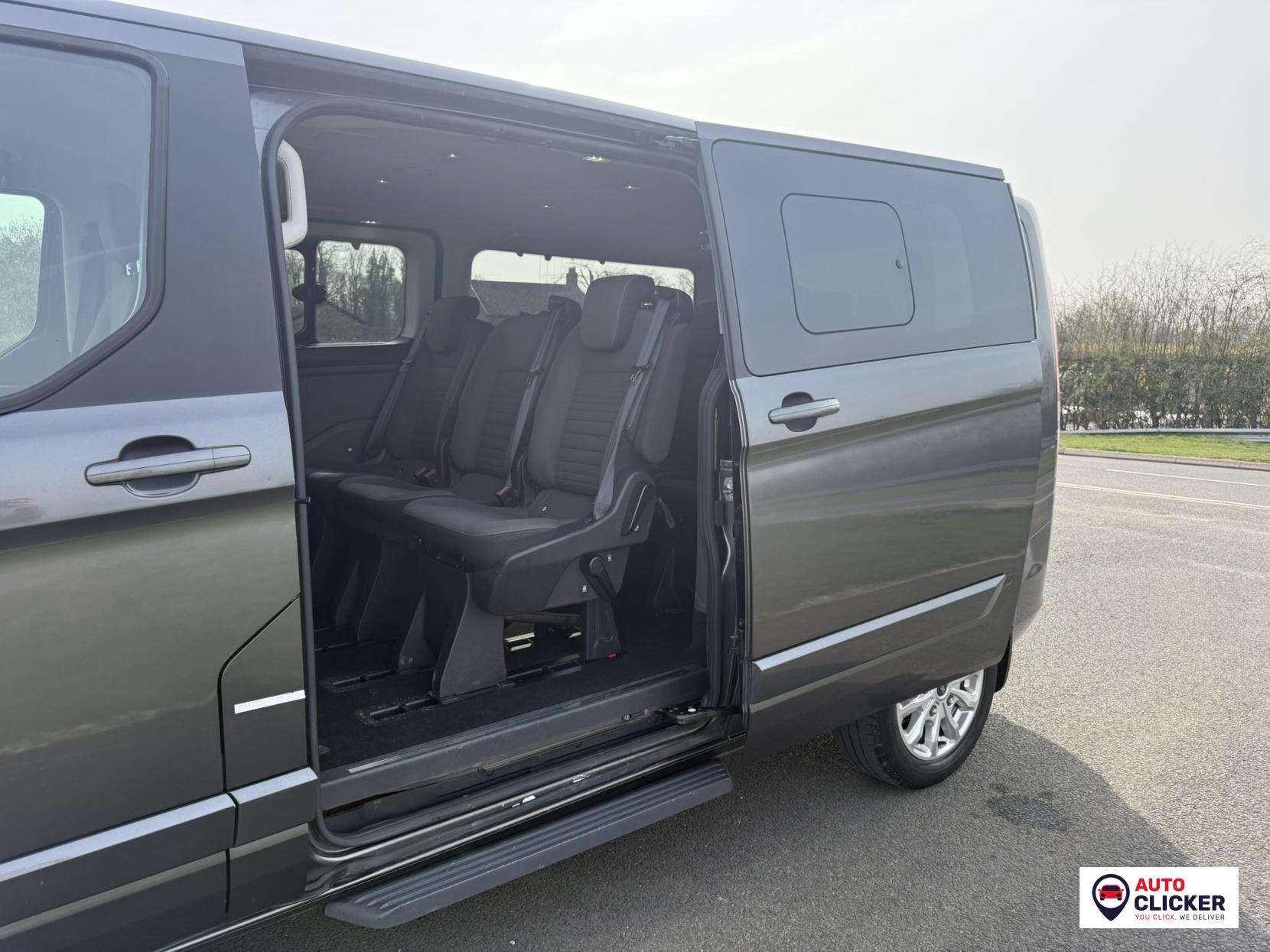 Ford Tourneo Custom 2.0 320 EcoBlue Titanium Minibus Double Cab 5dr Diesel Auto L2 Euro 6 (s/s) (130 ps)