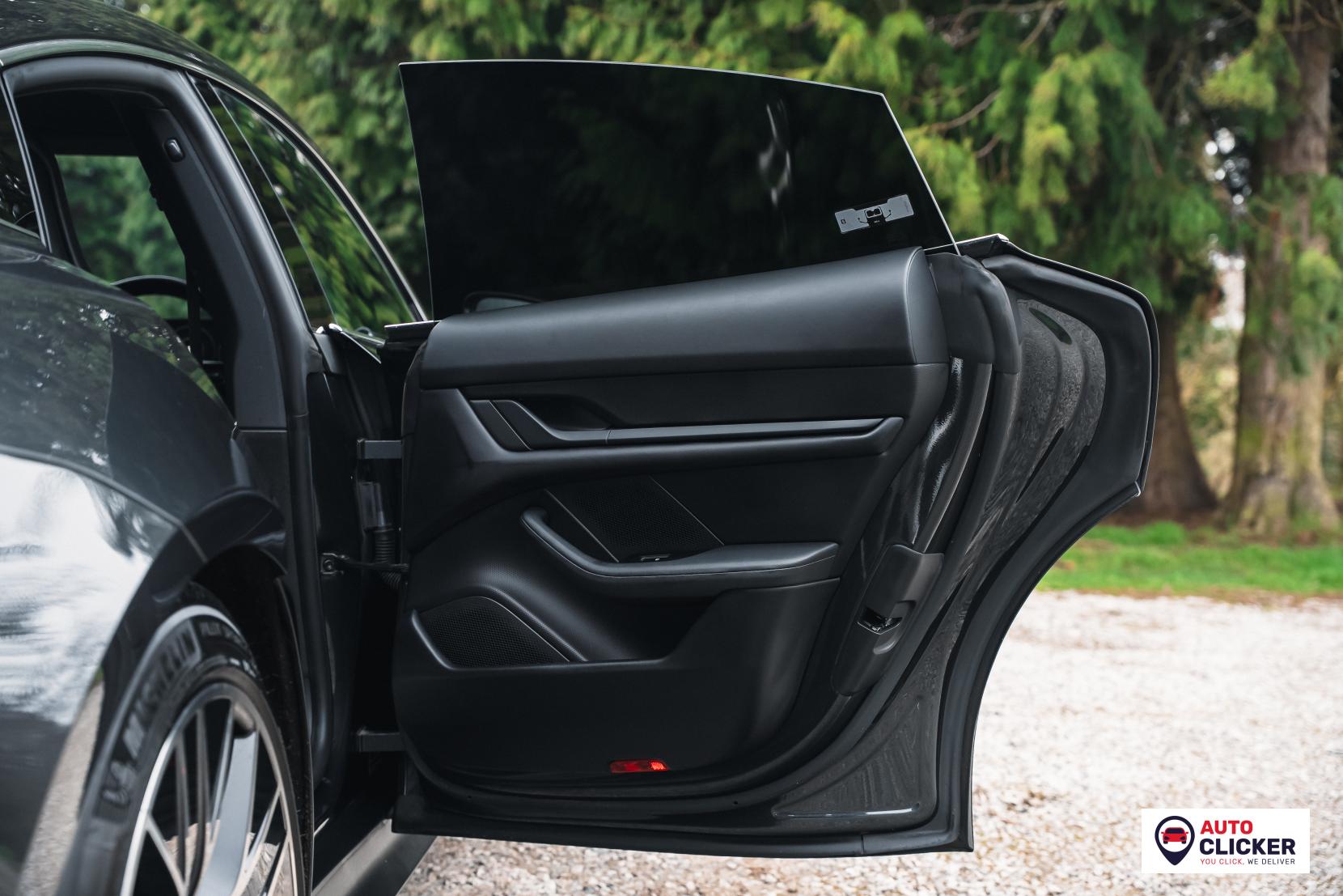 Porsche Taycan Performance Plus 93.4kWh 4S Saloon 4dr Electric Auto 4WD (571 ps)