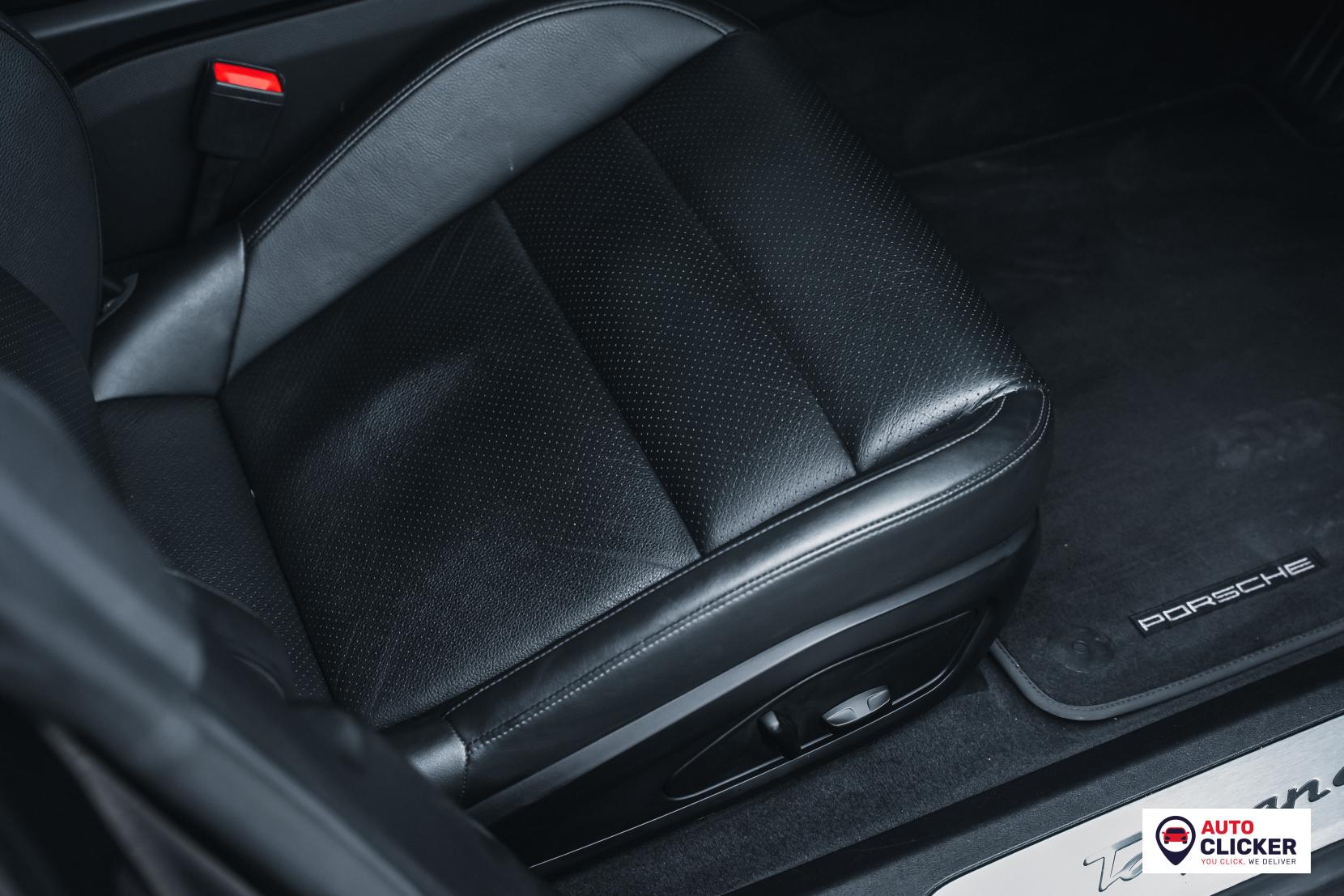 Porsche Taycan Performance Plus 93.4kWh 4S Saloon 4dr Electric Auto 4WD (571 ps)