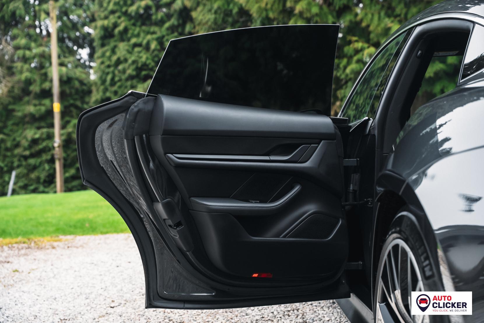 Porsche Taycan Performance Plus 93.4kWh 4S Saloon 4dr Electric Auto 4WD (571 ps)