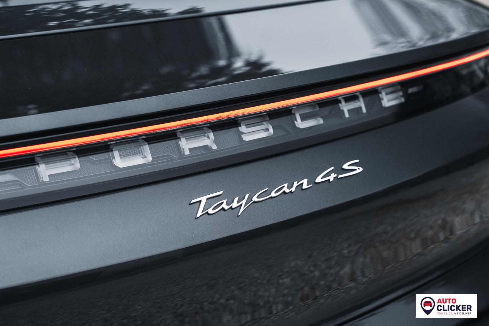 Porsche Taycan Performance Plus 93.4kWh 4S Saloon 4dr Electric Auto 4WD (571 ps)